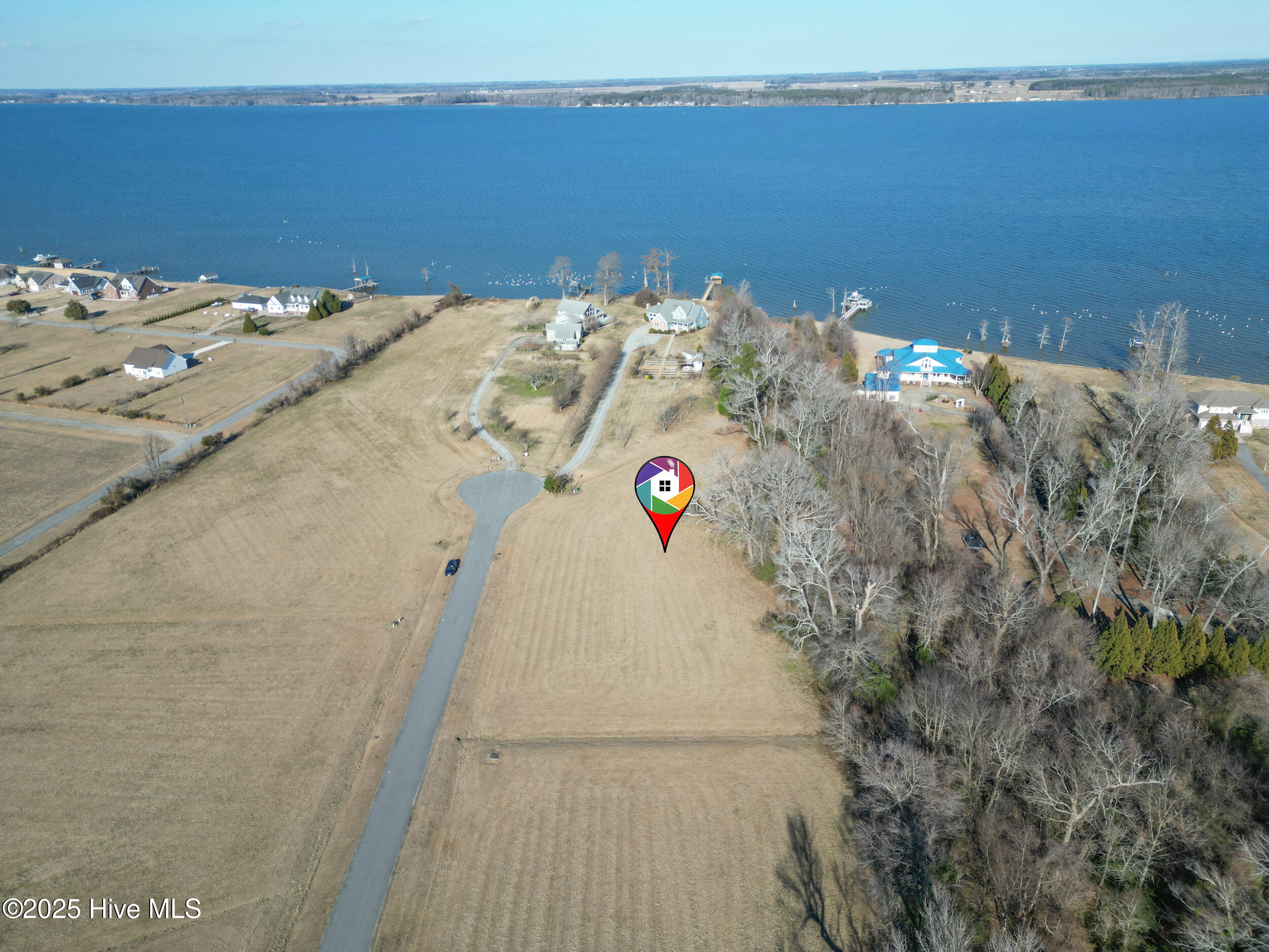 260 Blue Heron Boulevard Property Photo 4
