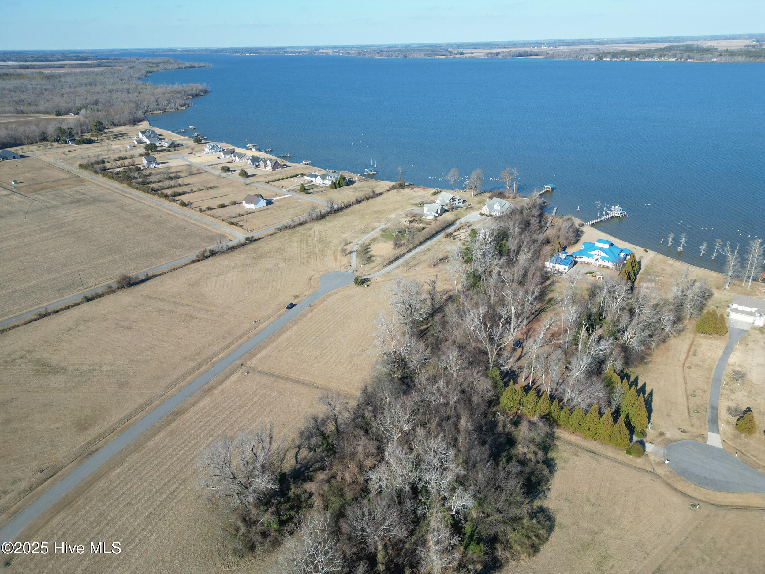 260 Blue Heron Boulevard Property Photo 5