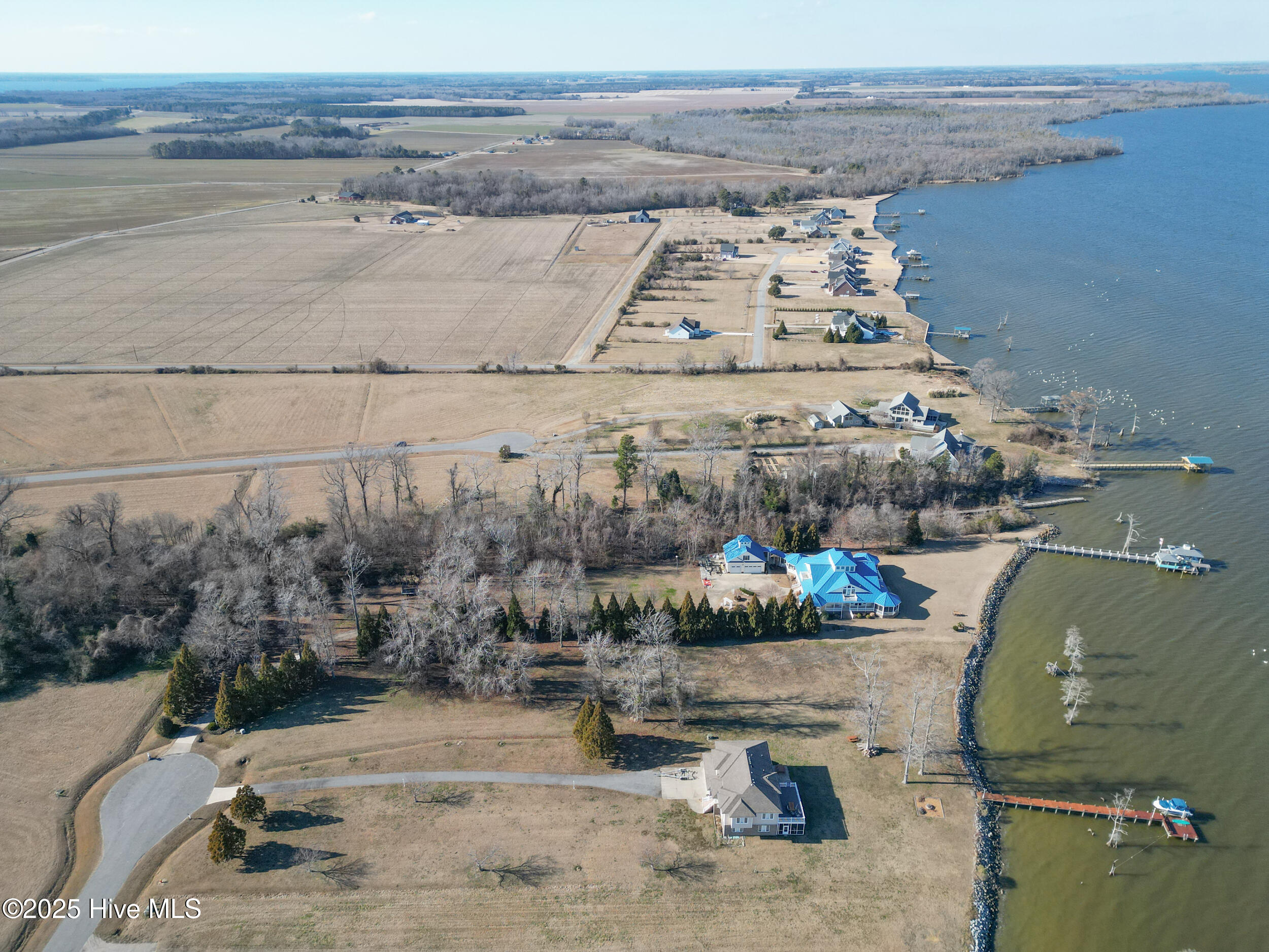 260 Blue Heron Boulevard Property Photo 10