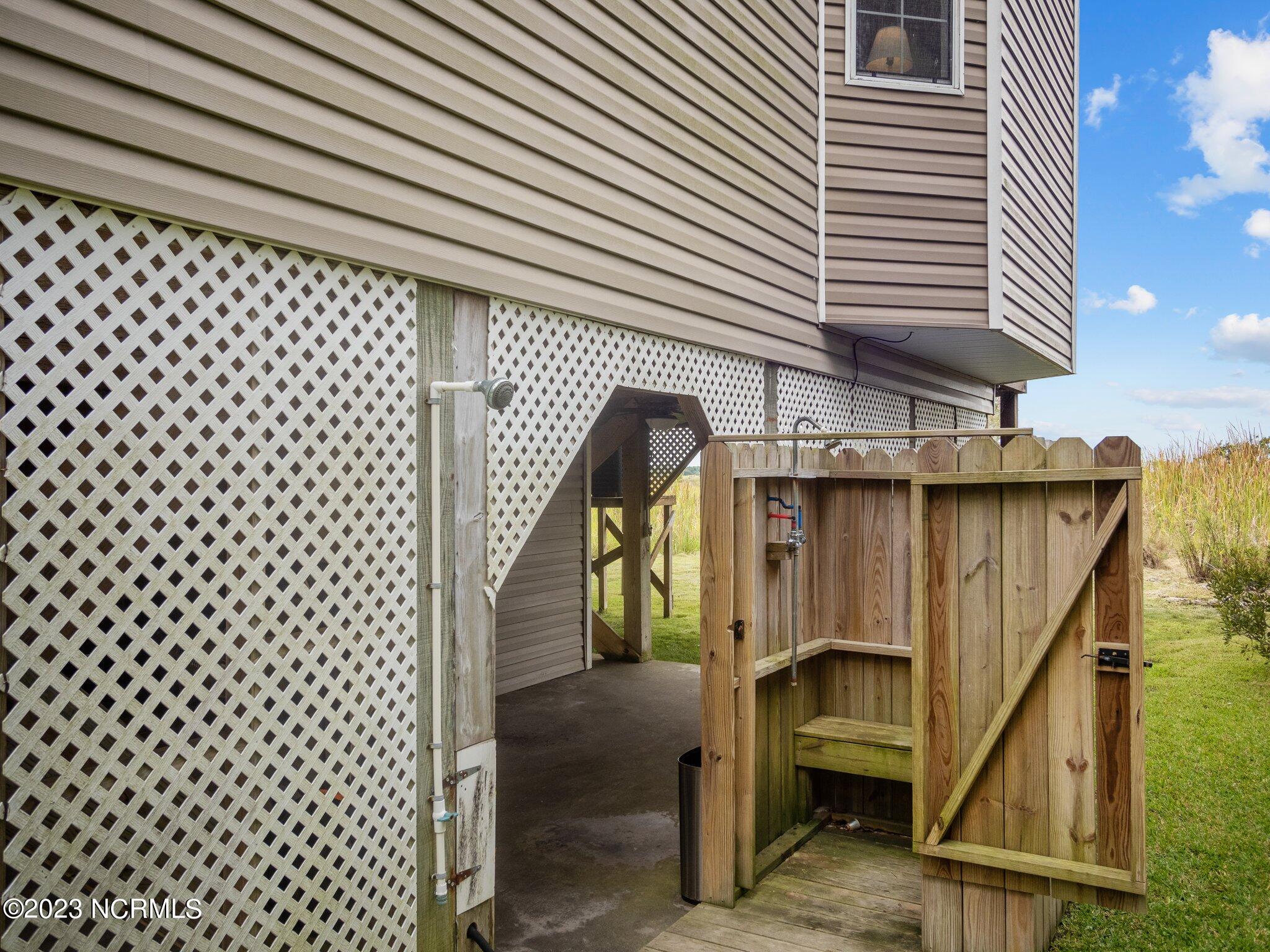 314 Bay Circle Property Photo 42