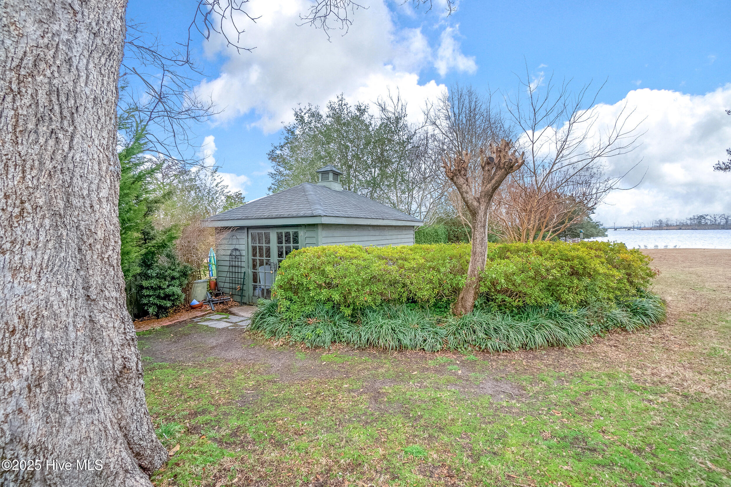 110 N Front Street Property Photo 63