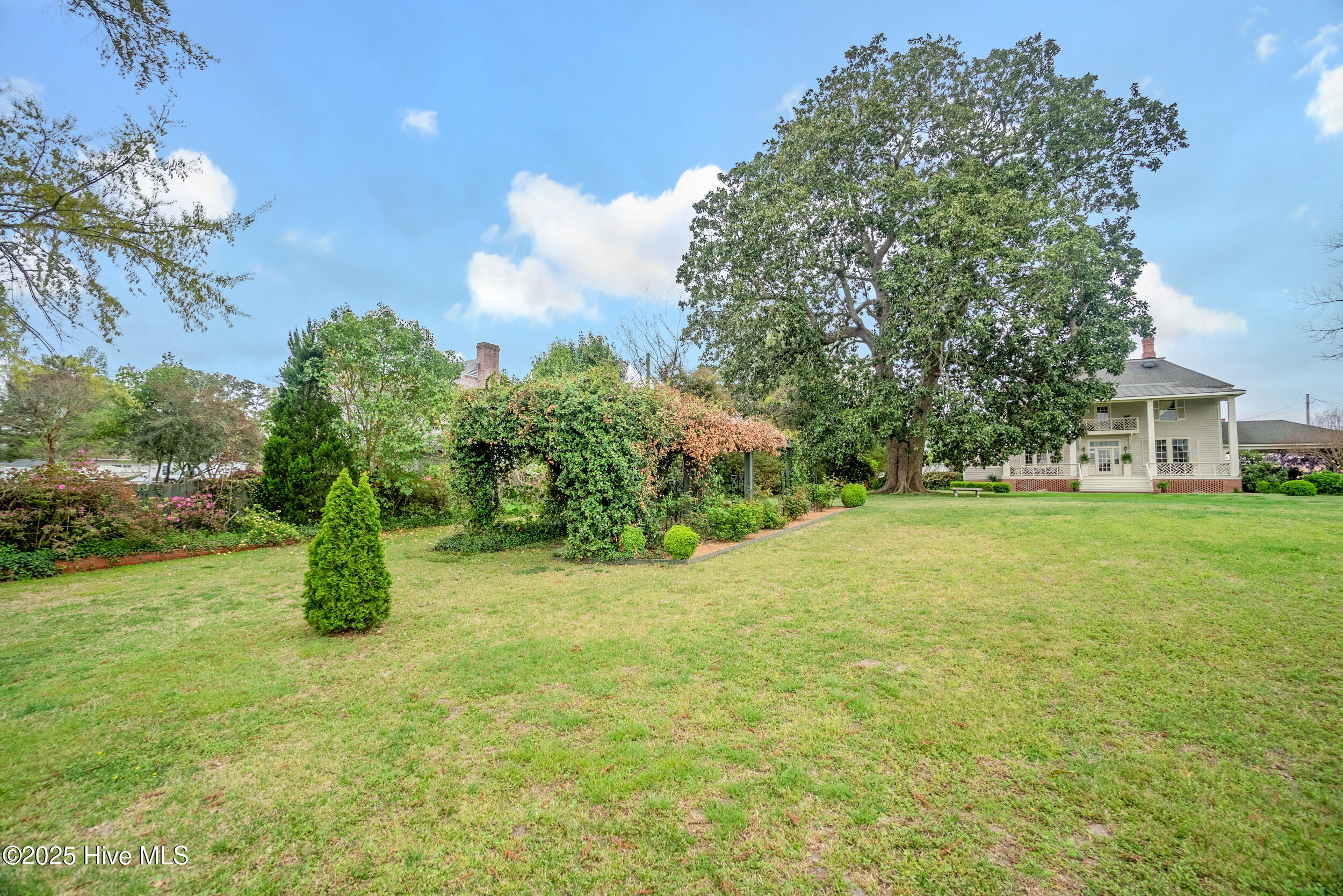 110 N Front Street Property Photo 65