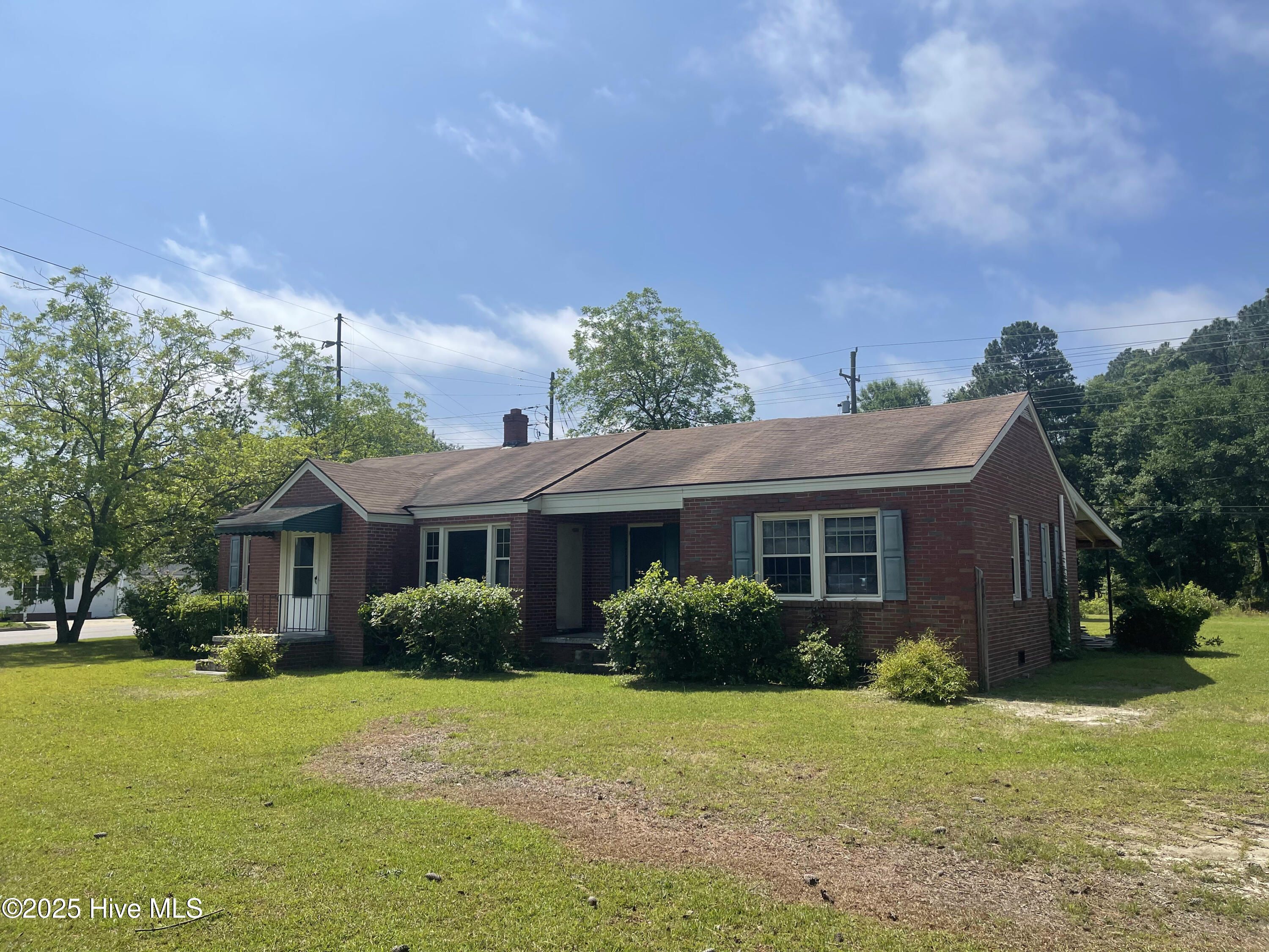 3301 Amherst Road Property Photo