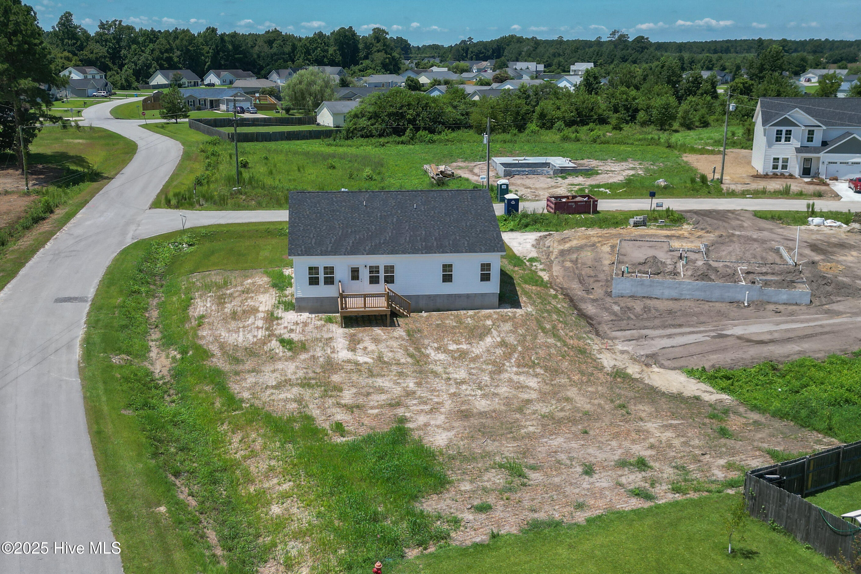 100 Dole Court Property Photo 4