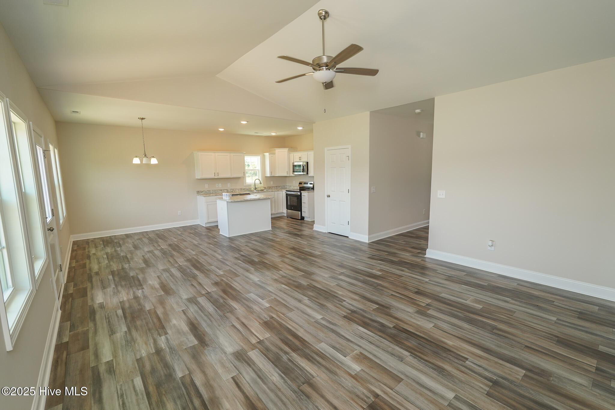 100 Dole Court Property Photo 26