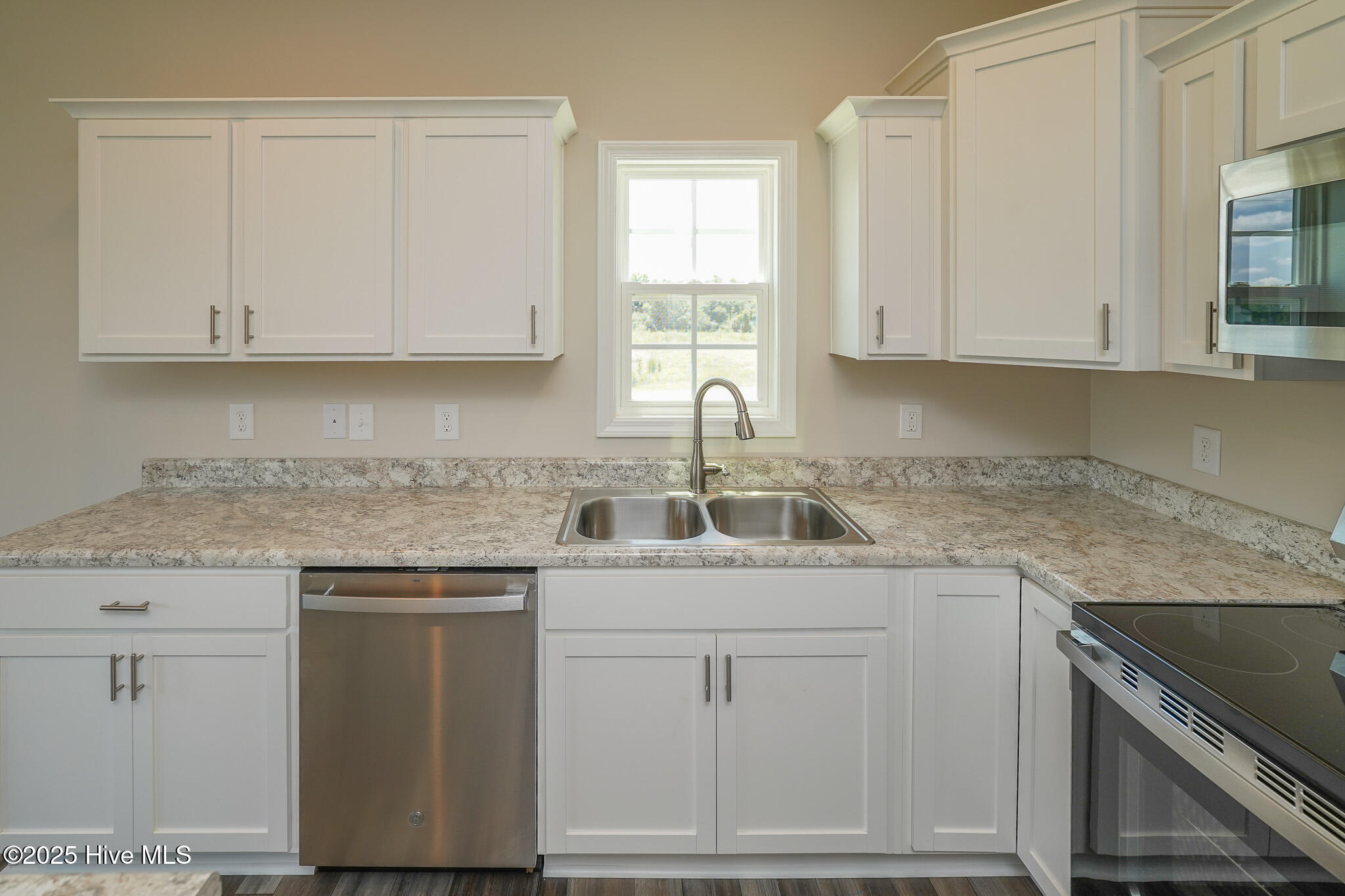 100 Dole Court Property Photo 31