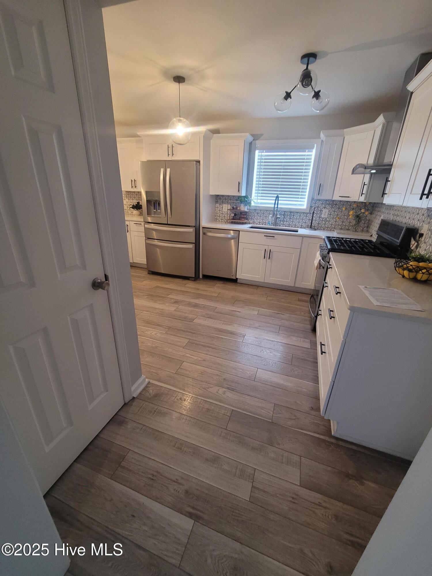 903 Pamela Drive Property Photo 4