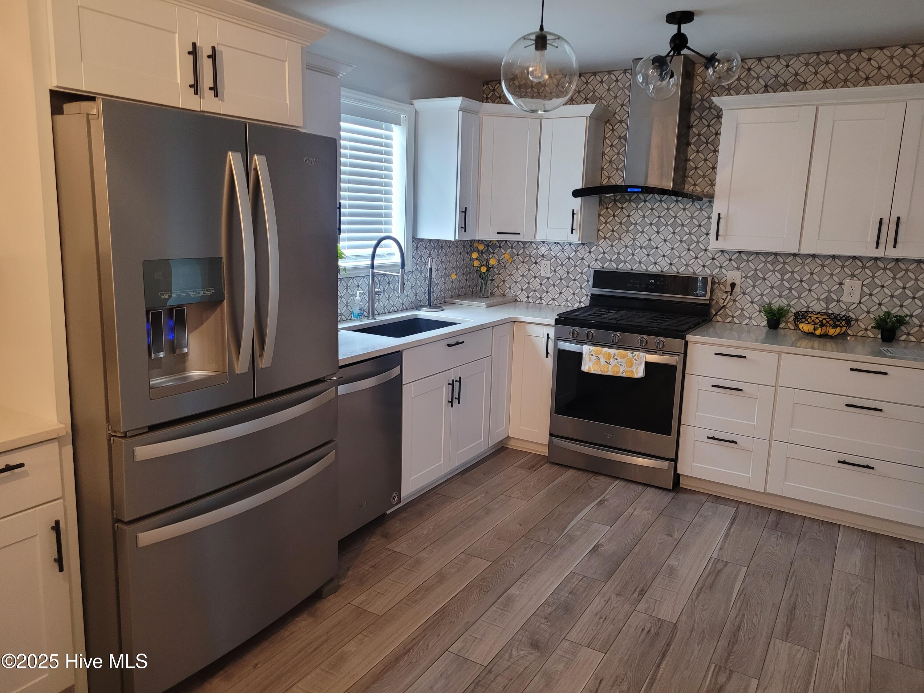903 Pamela Drive Property Photo 6