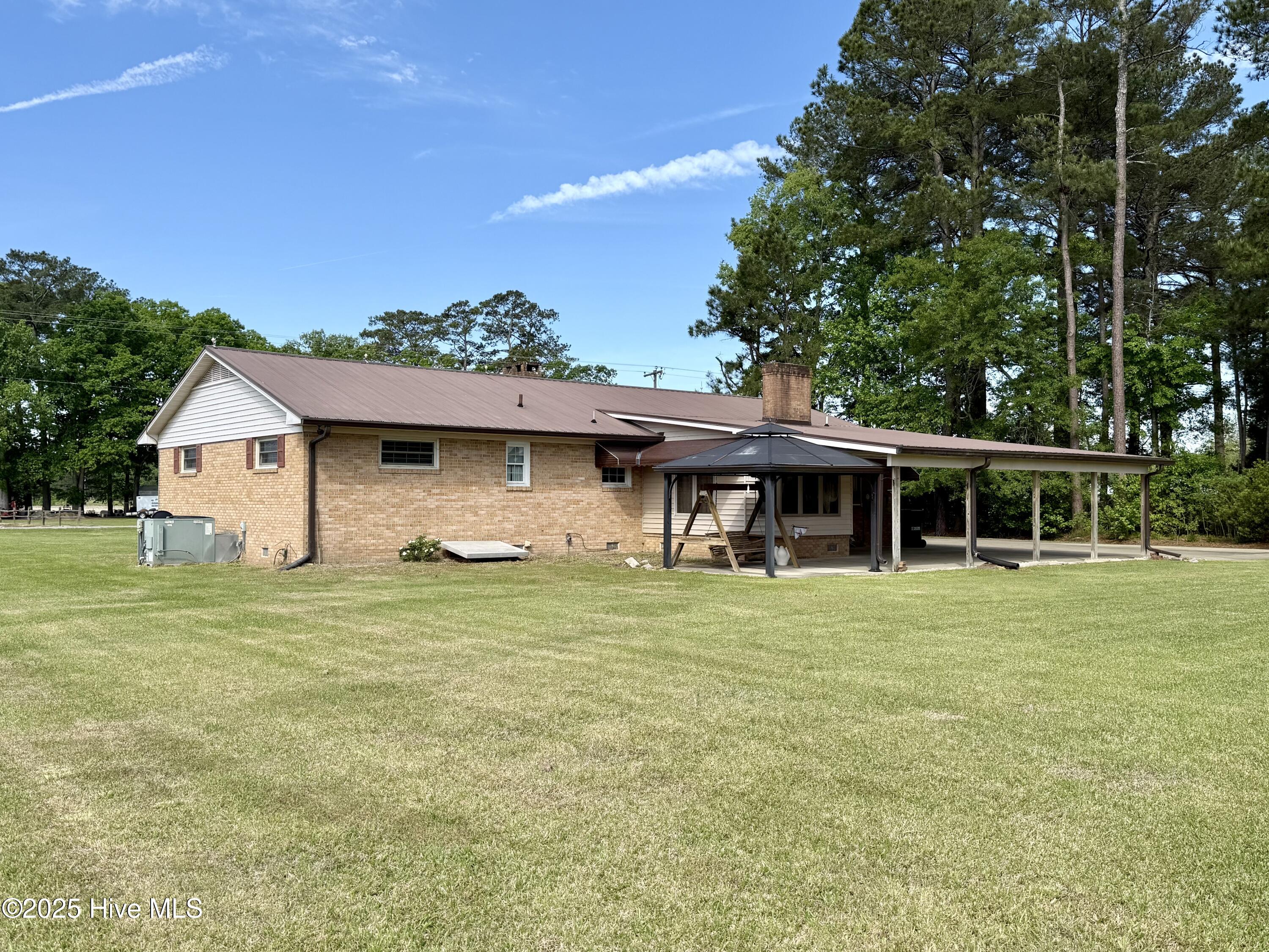 2895 Holly Springs Church Road Property Photo 5