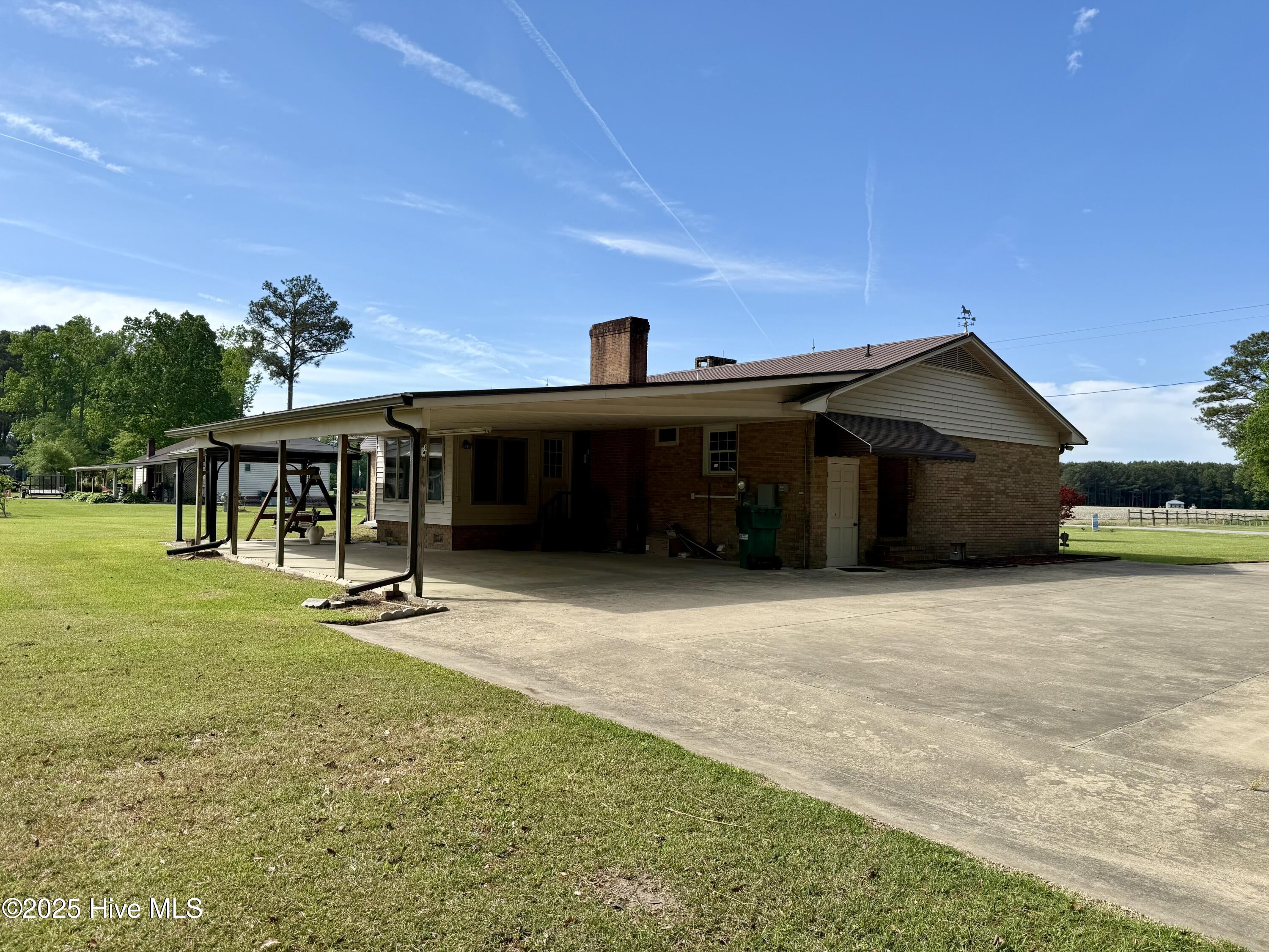 2895 Holly Springs Church Road Property Photo 7