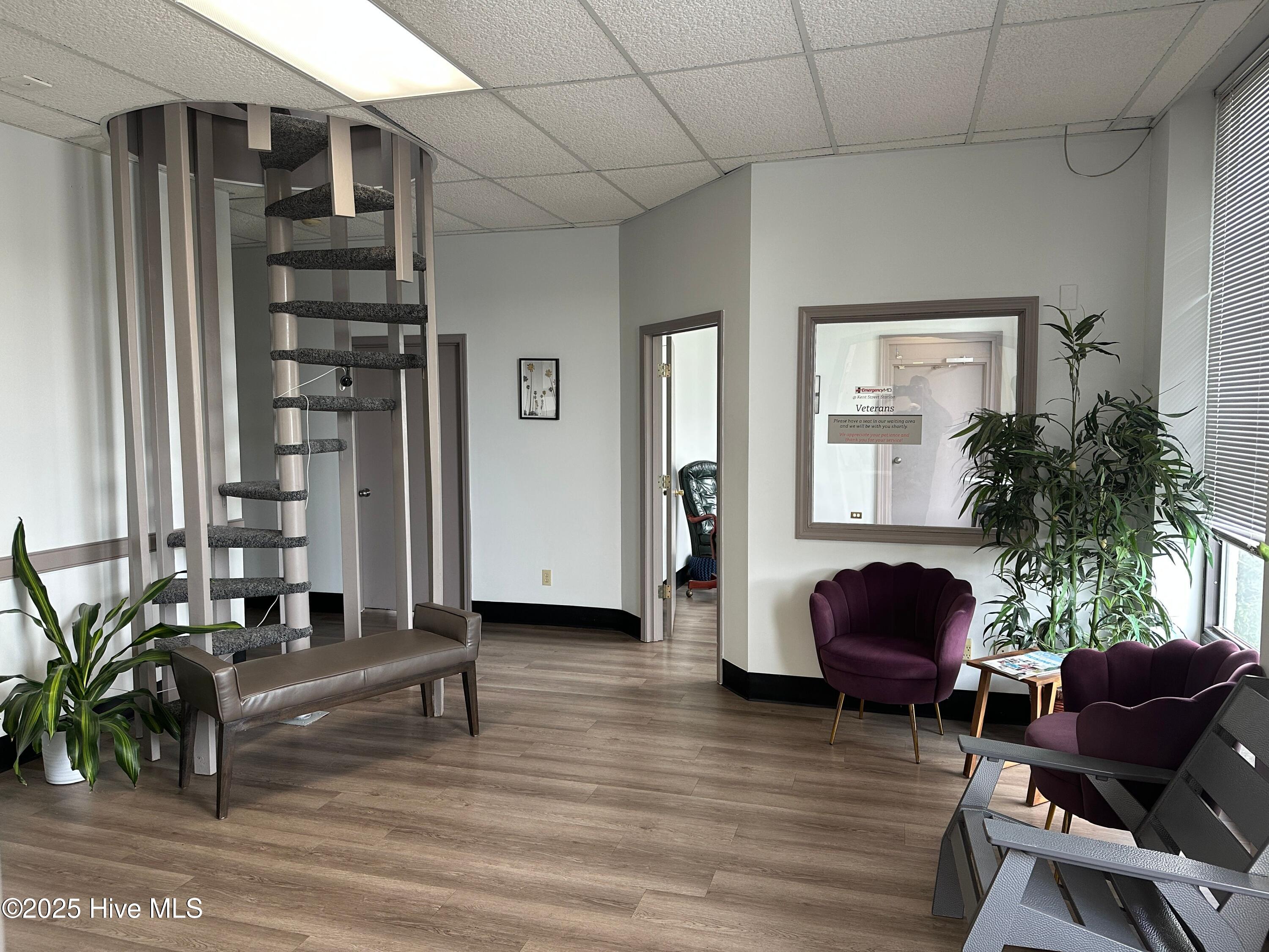 1901 Kent Street G /2nd Floor Property Photo 2