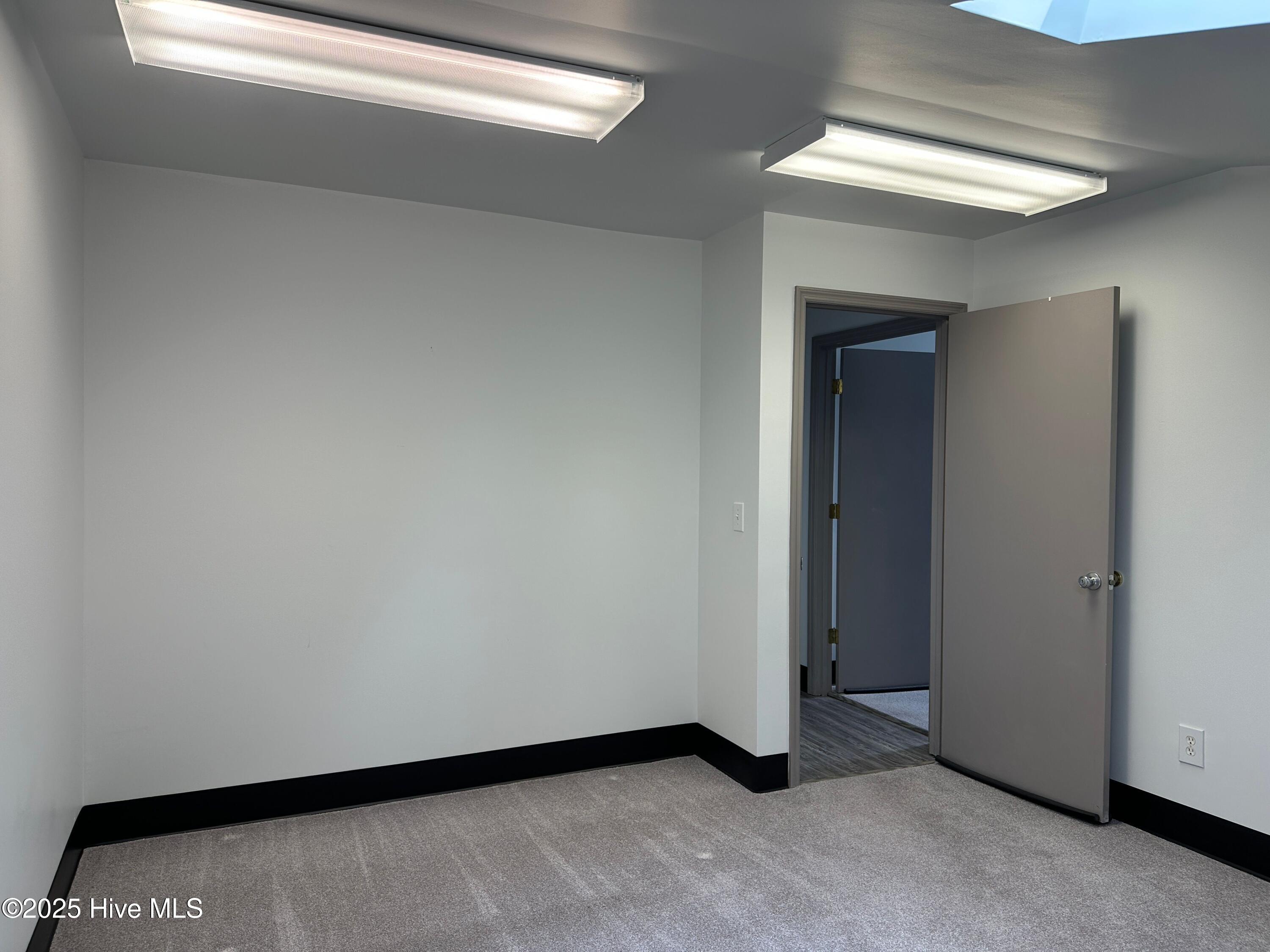 1901 Kent Street G /2nd Floor Property Photo 11