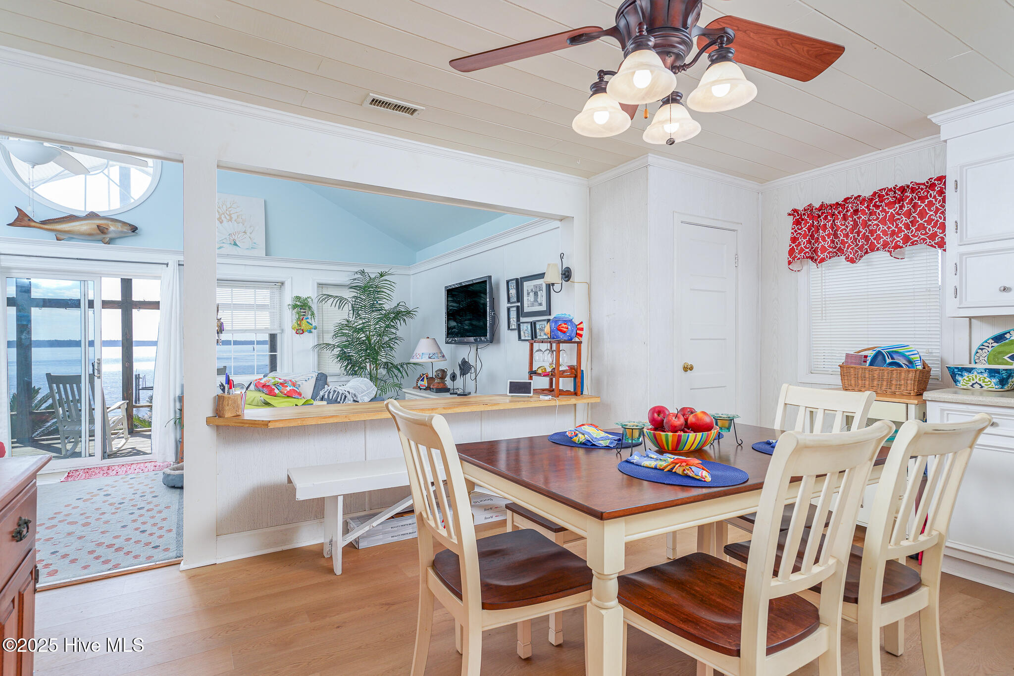 135 Minnesott Beach Road Property Photo 7