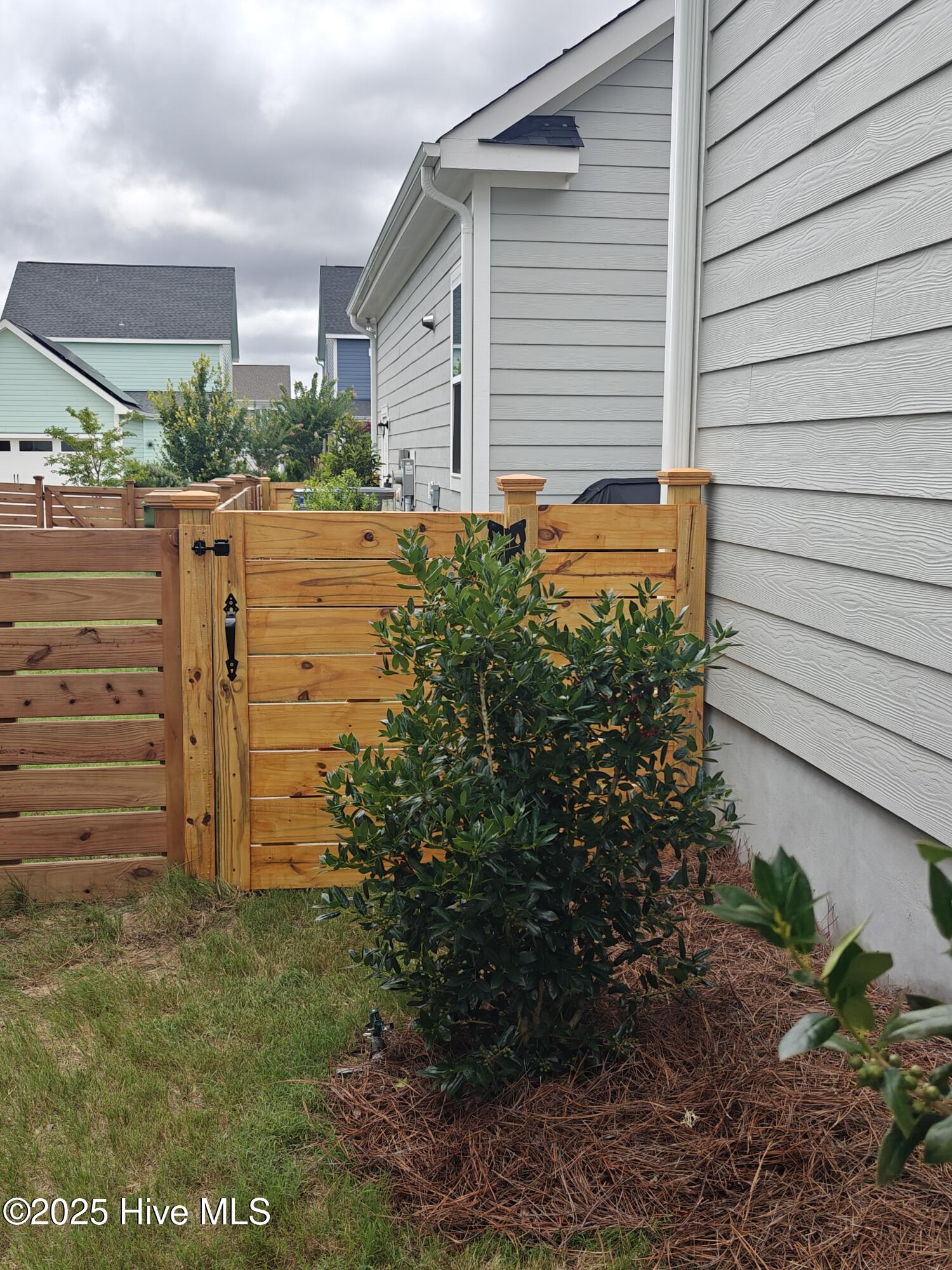 850 Wharton Avenue Property Photo 33