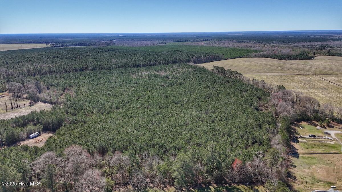 01 Highway 41 Property Photo 7