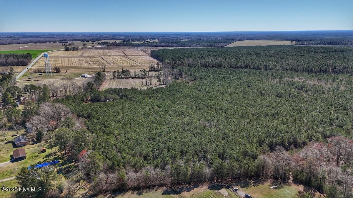 01 Highway 41 Property Photo 11