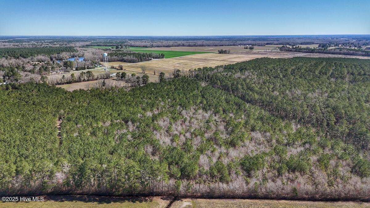 01 Highway 41 Property Photo 21