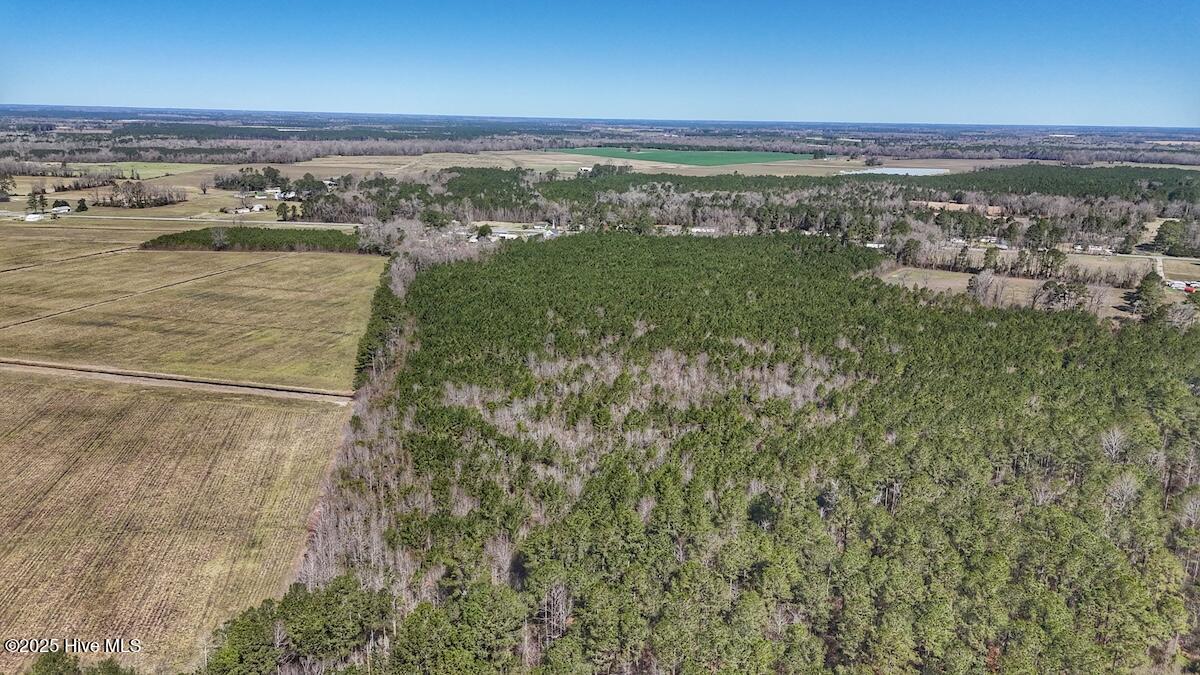 01 Highway 41 Property Photo 23
