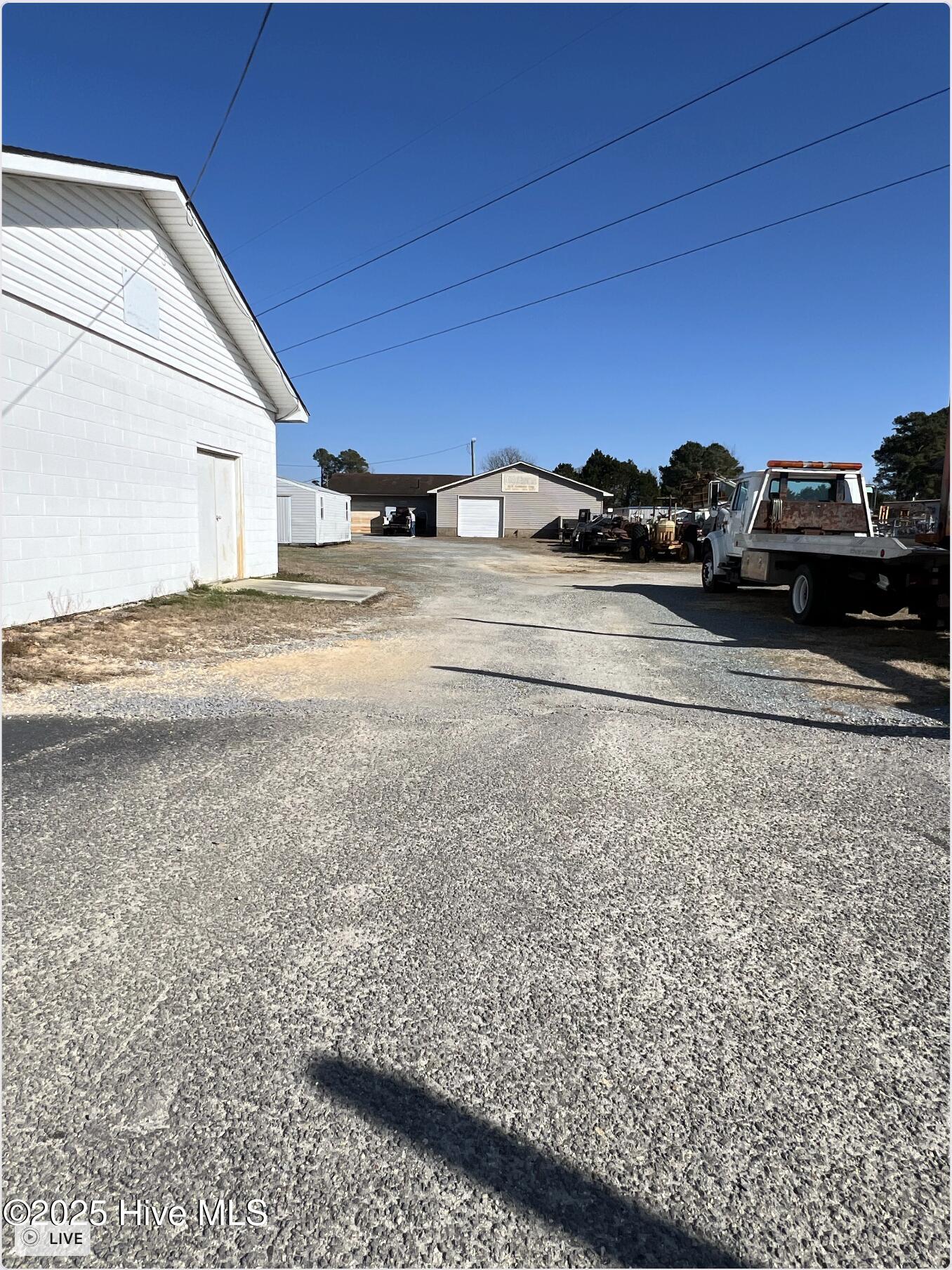 1524 Hobbton Highway Property Photo 3