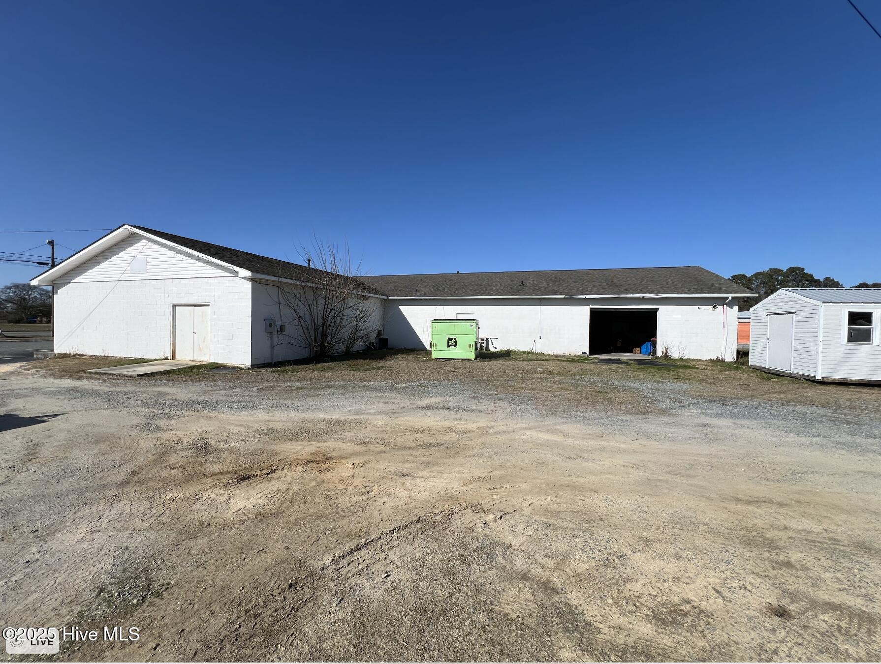 1524 Hobbton Highway Property Photo 4