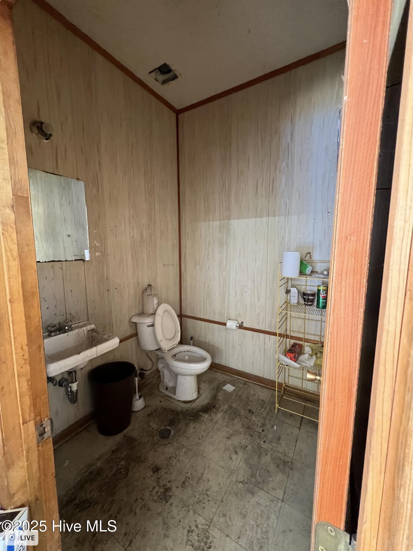 1524 Hobbton Highway Property Photo 8