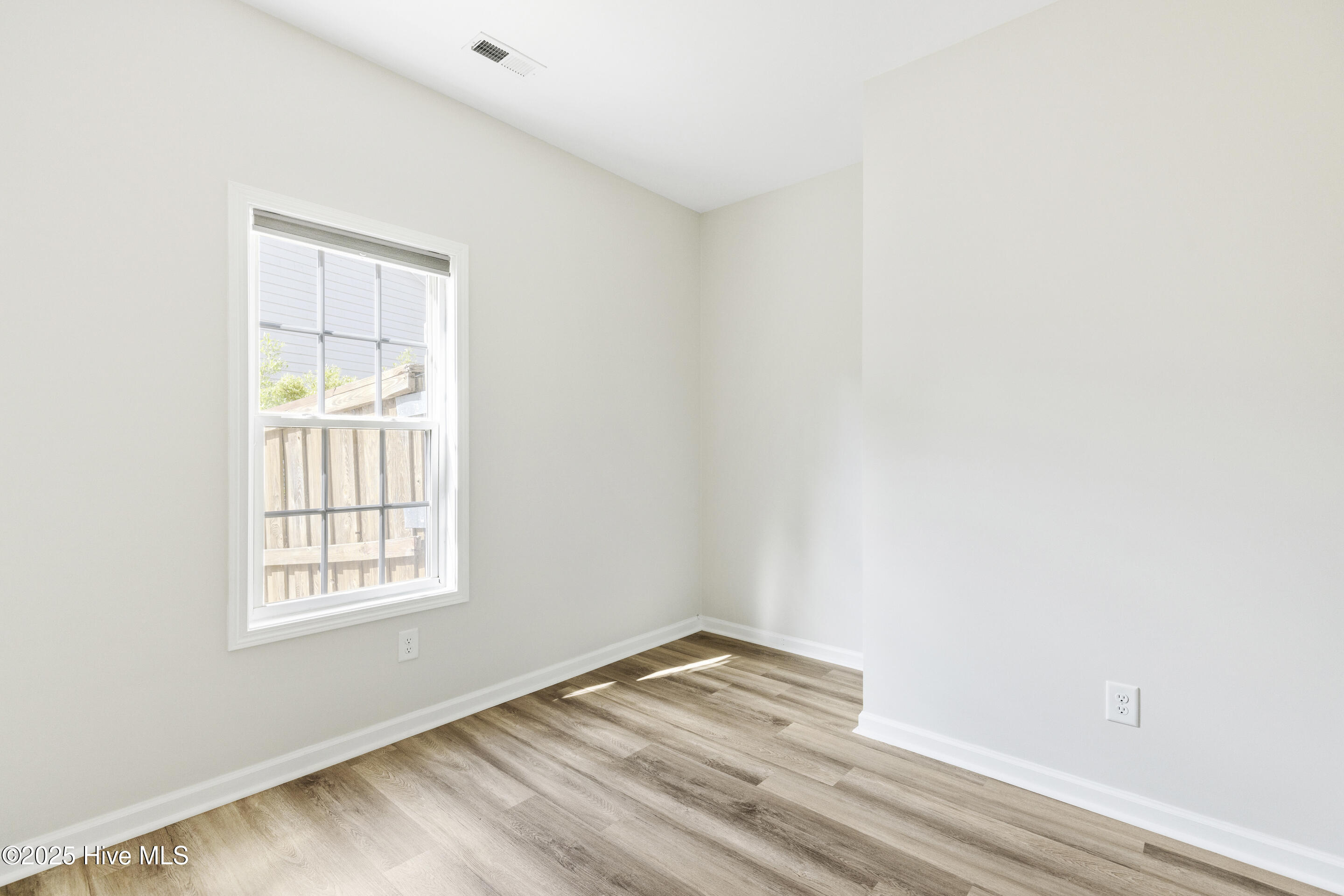 1010 Winterberry Circle Property Photo 31