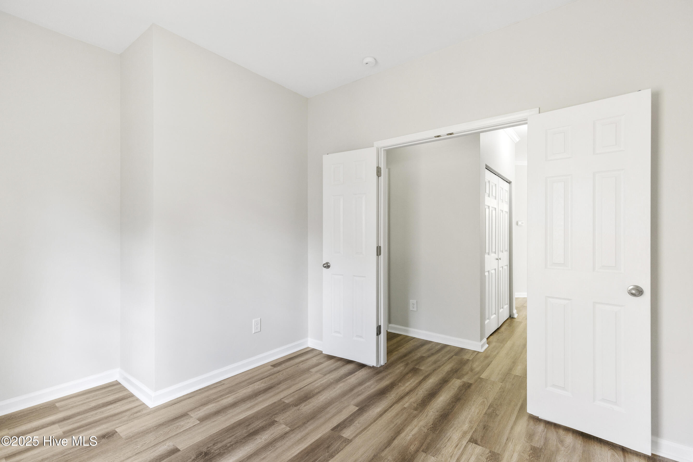 1010 Winterberry Circle Property Photo 33