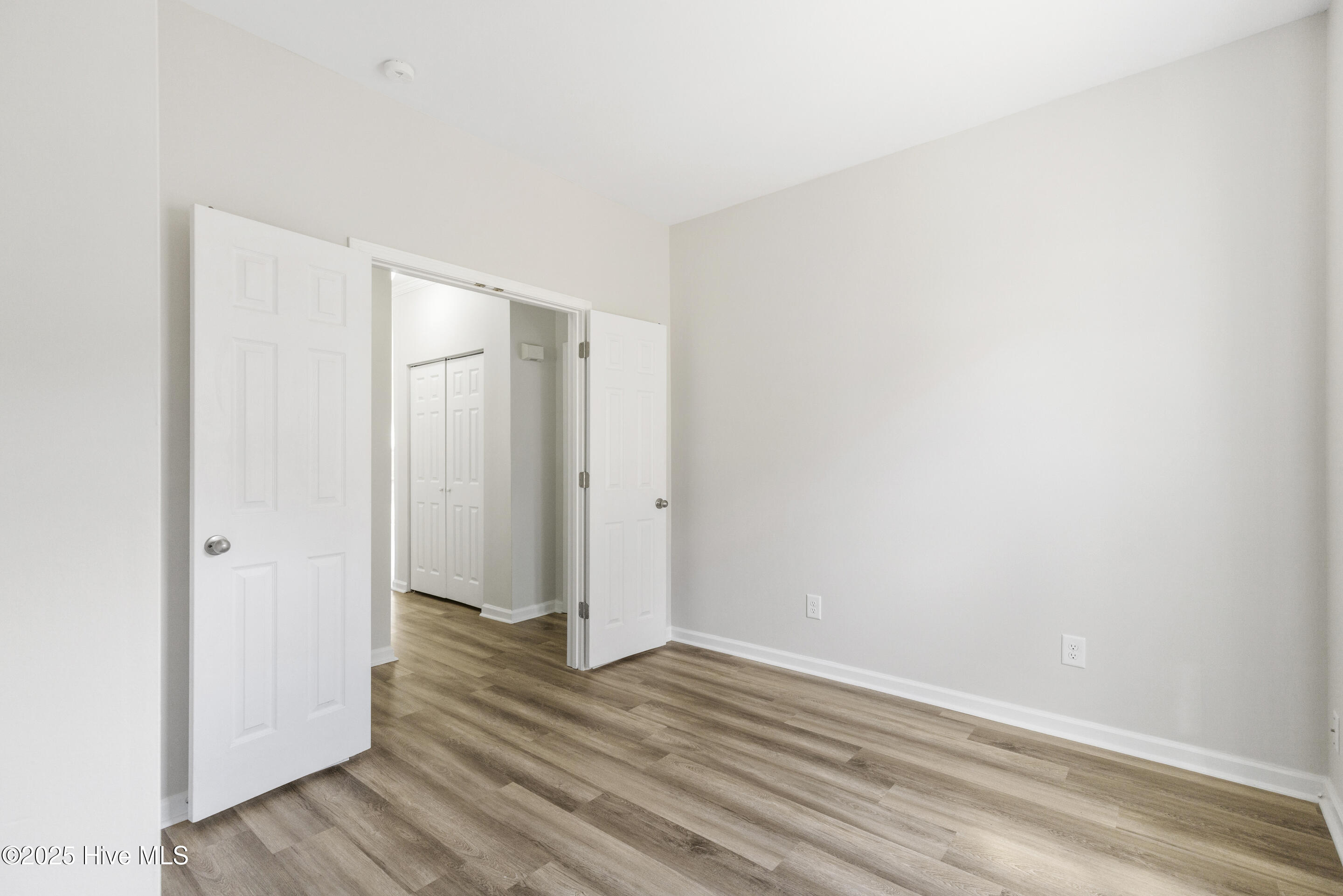 1010 Winterberry Circle Property Photo 34