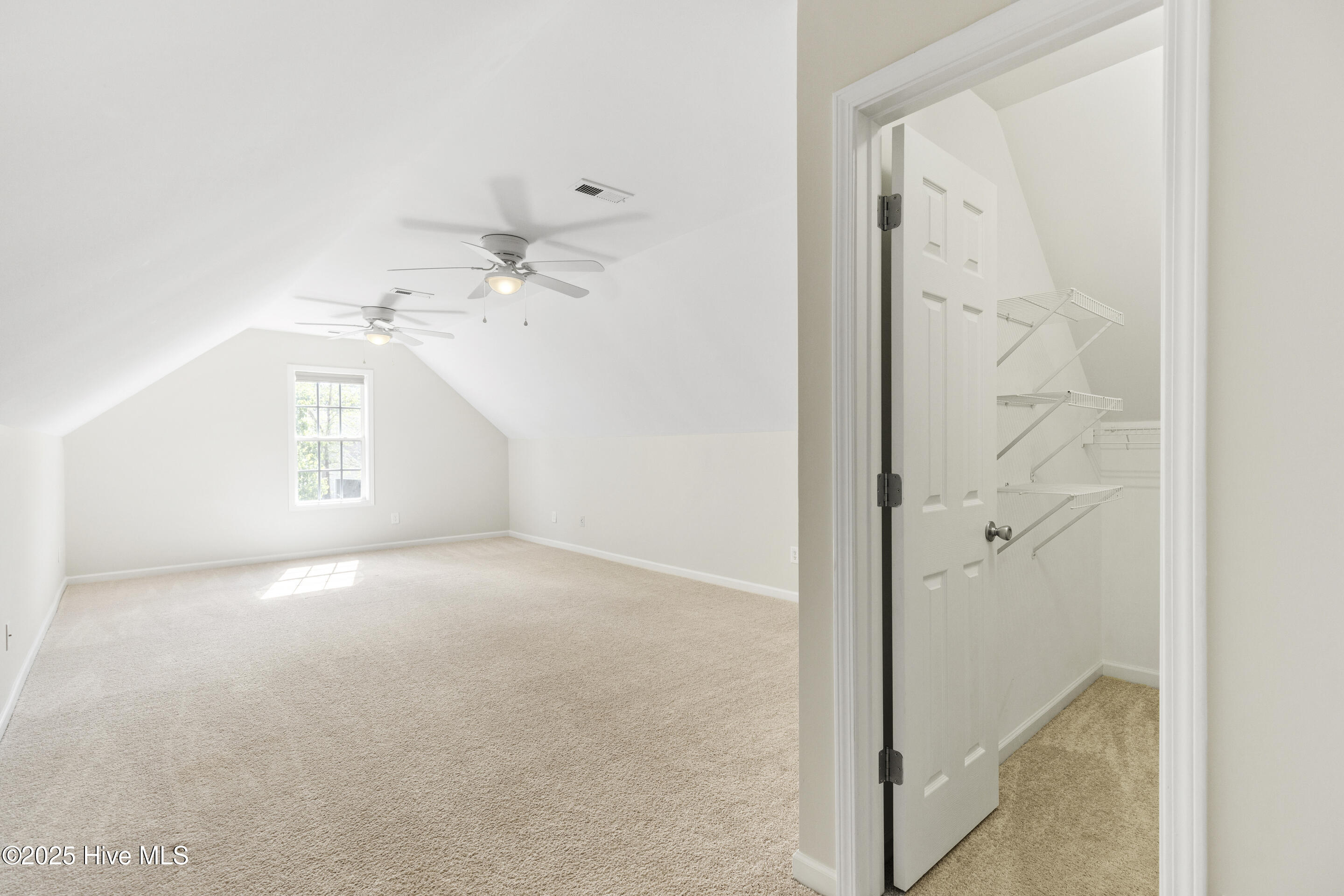 1010 Winterberry Circle Property Photo 40