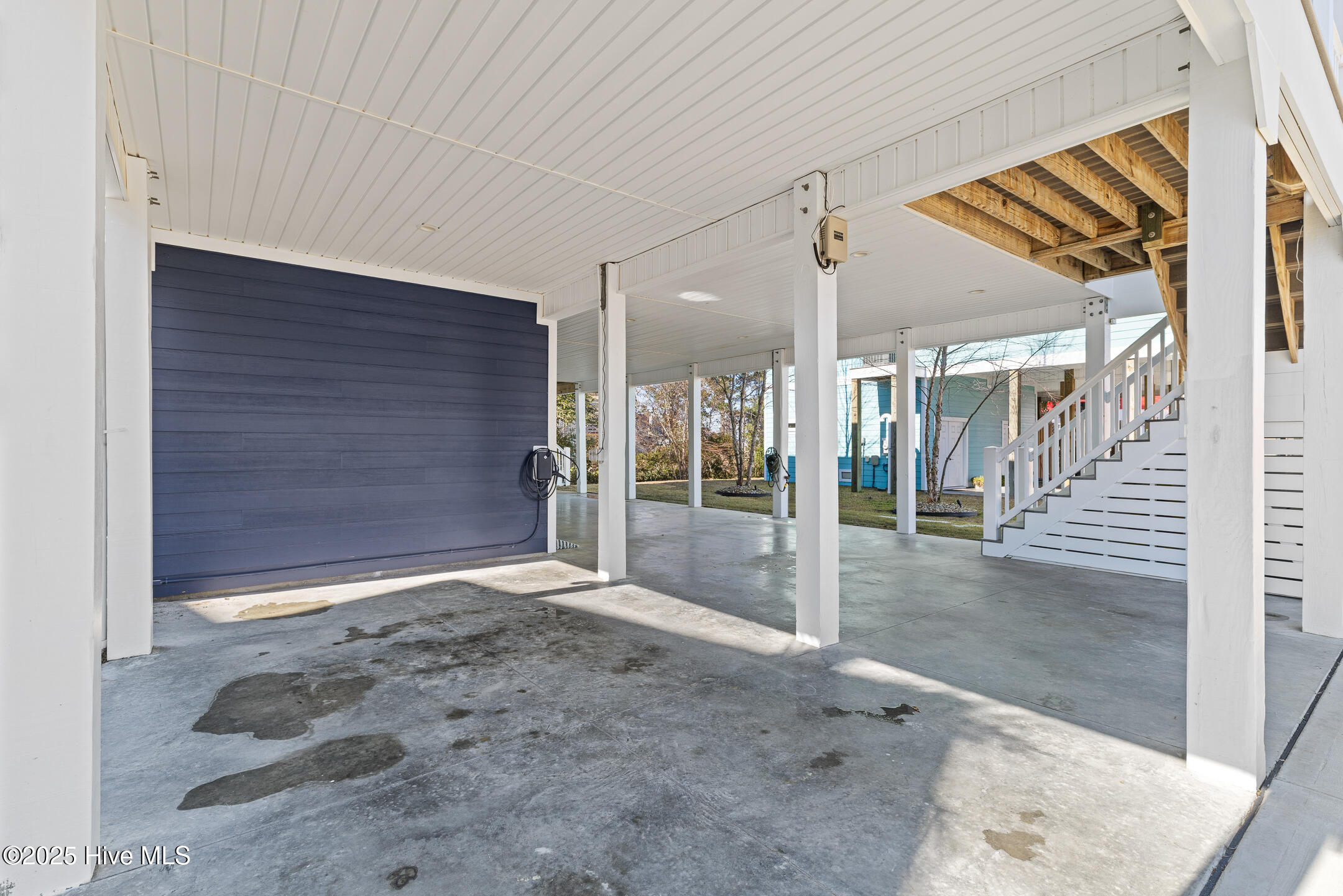 102 Lucas Cove Property Photo 11