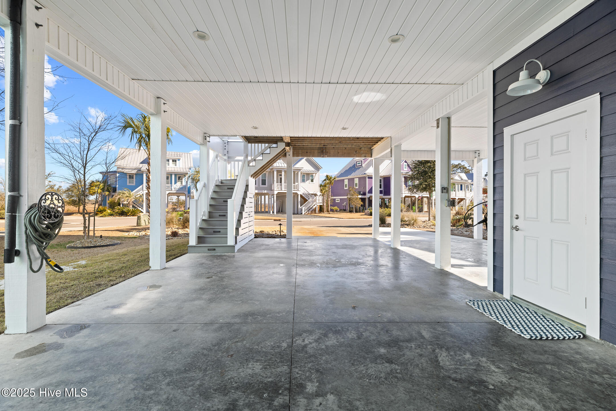 102 Lucas Cove Property Photo 16
