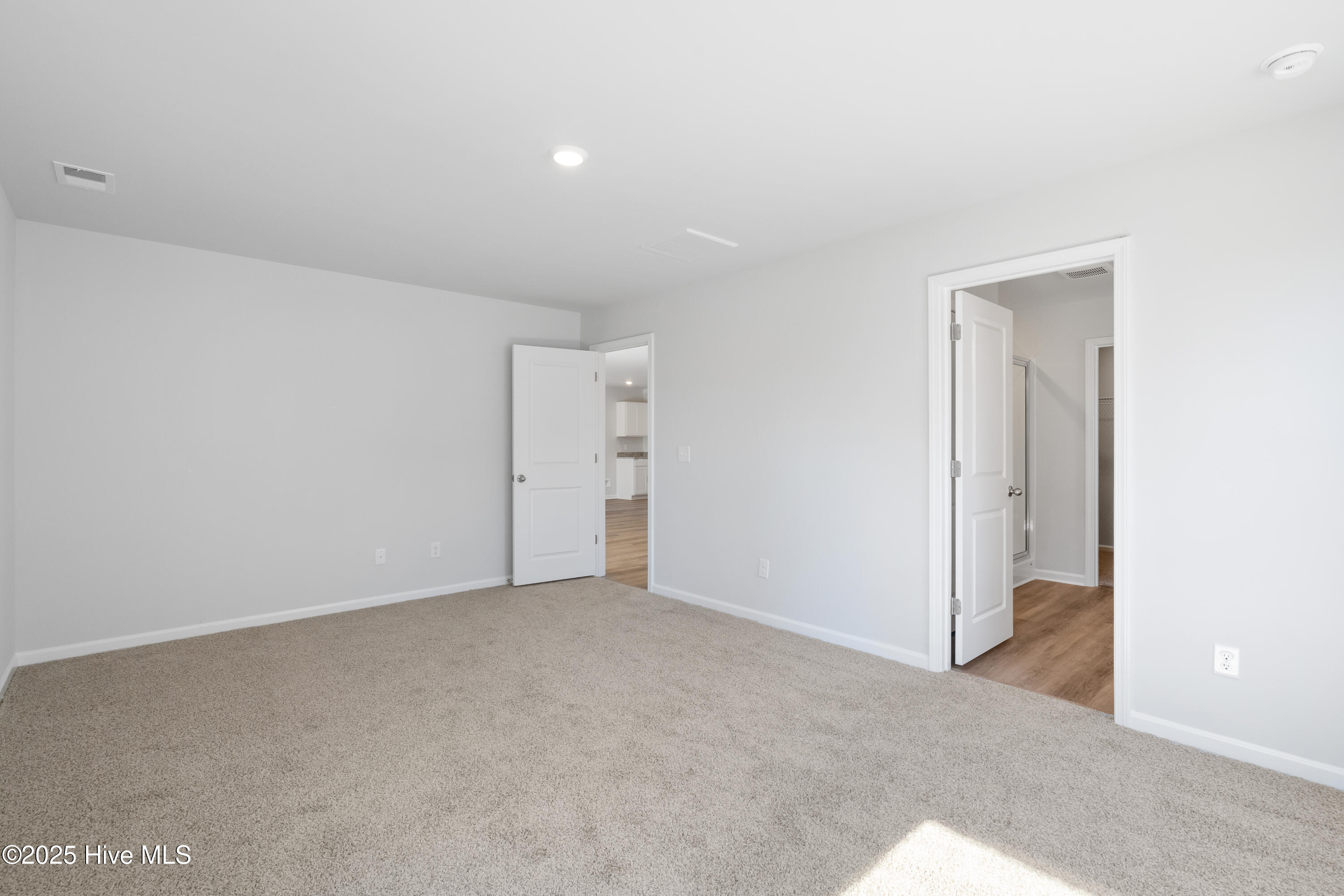 6918 Seaside Palms Place Property Photo 8