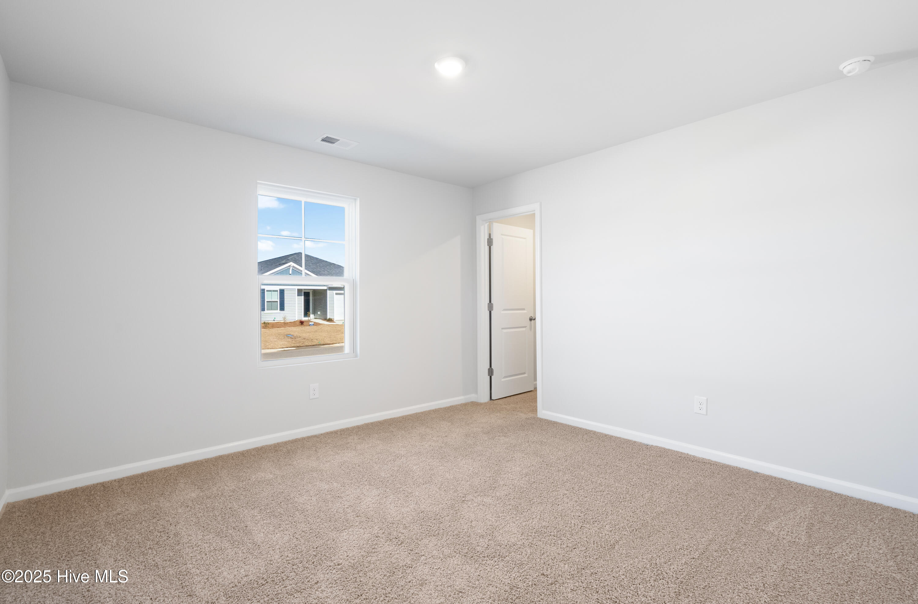 6918 Seaside Palms Place Property Photo 9