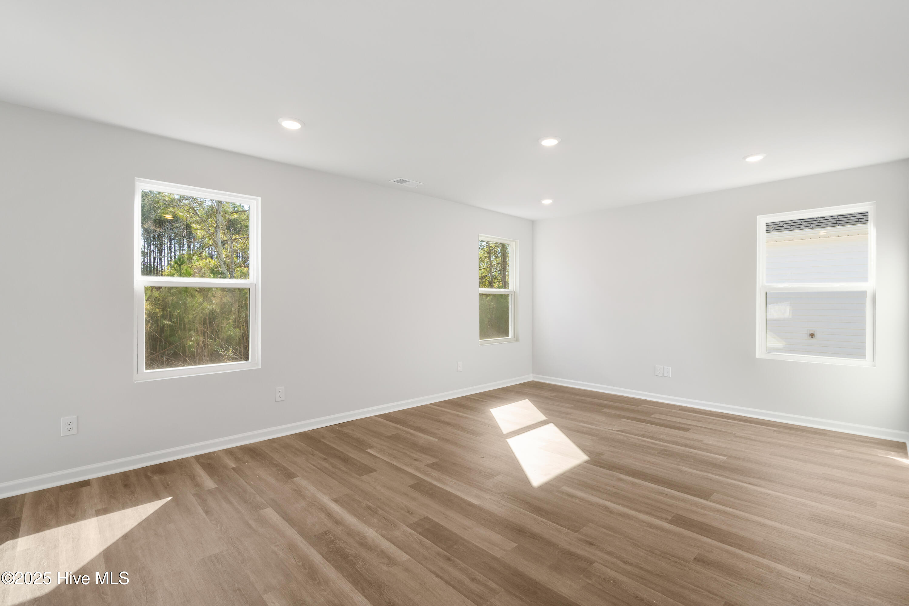 6926 Seaside Palms Place Property Photo 13