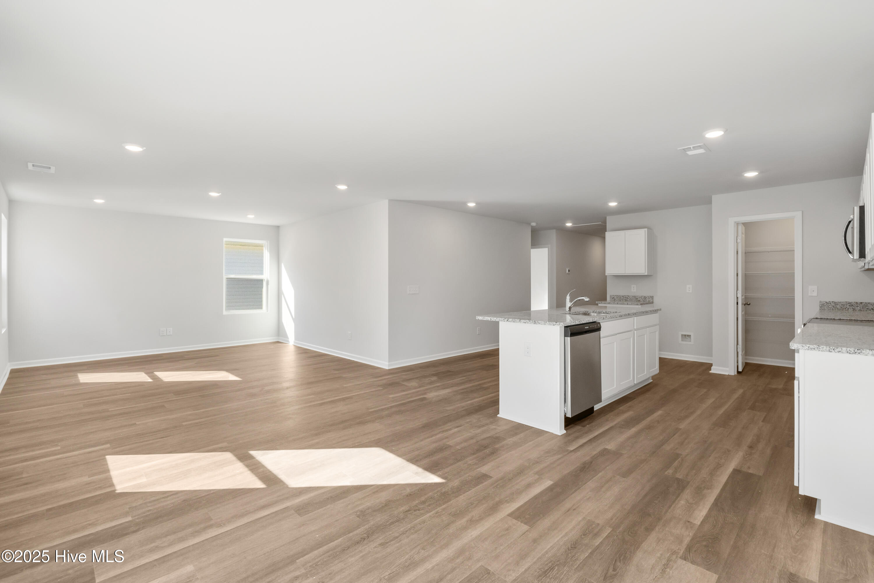 6926 Seaside Palms Place Property Photo 14