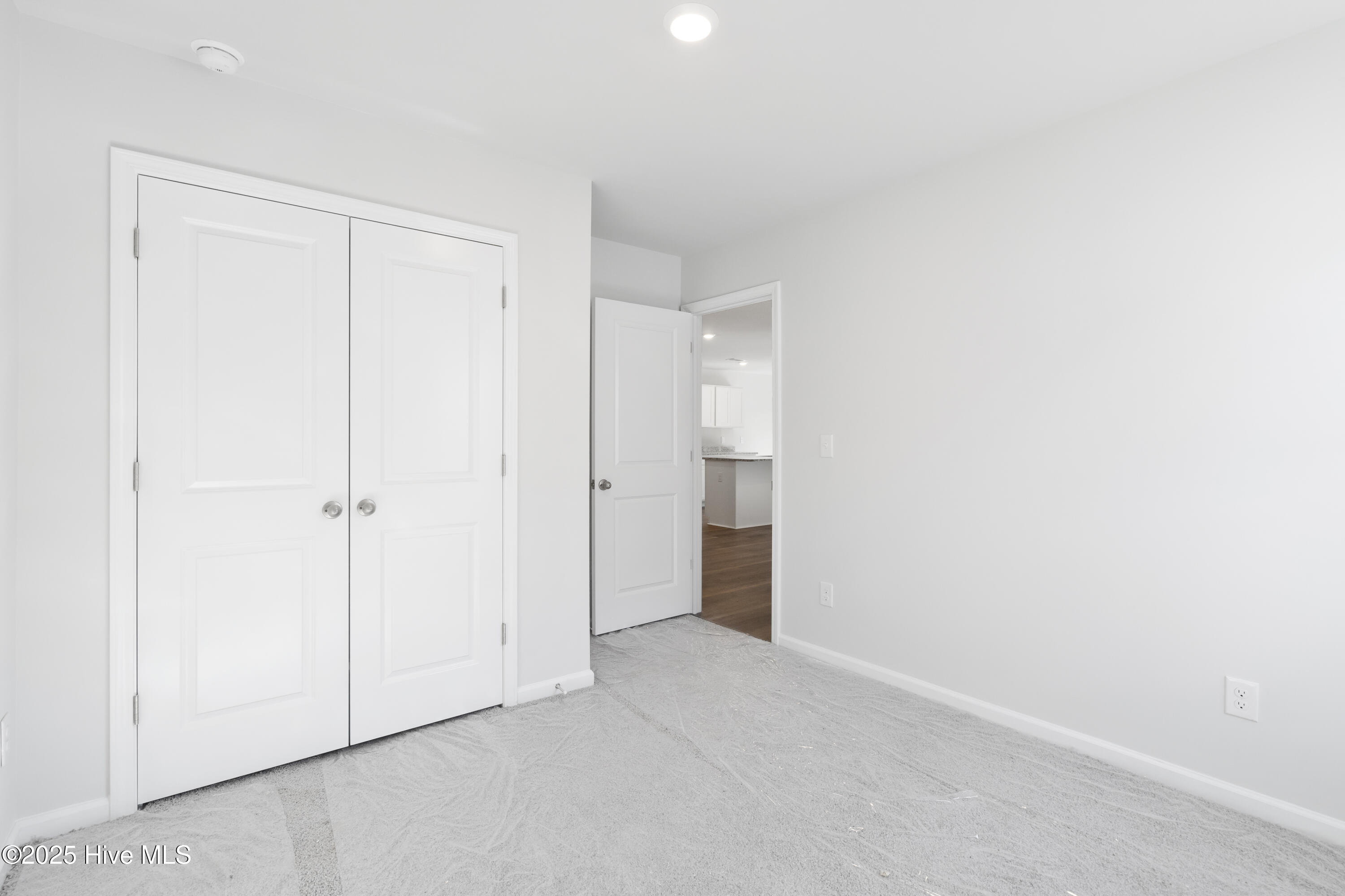 6926 Seaside Palms Place Property Photo 16