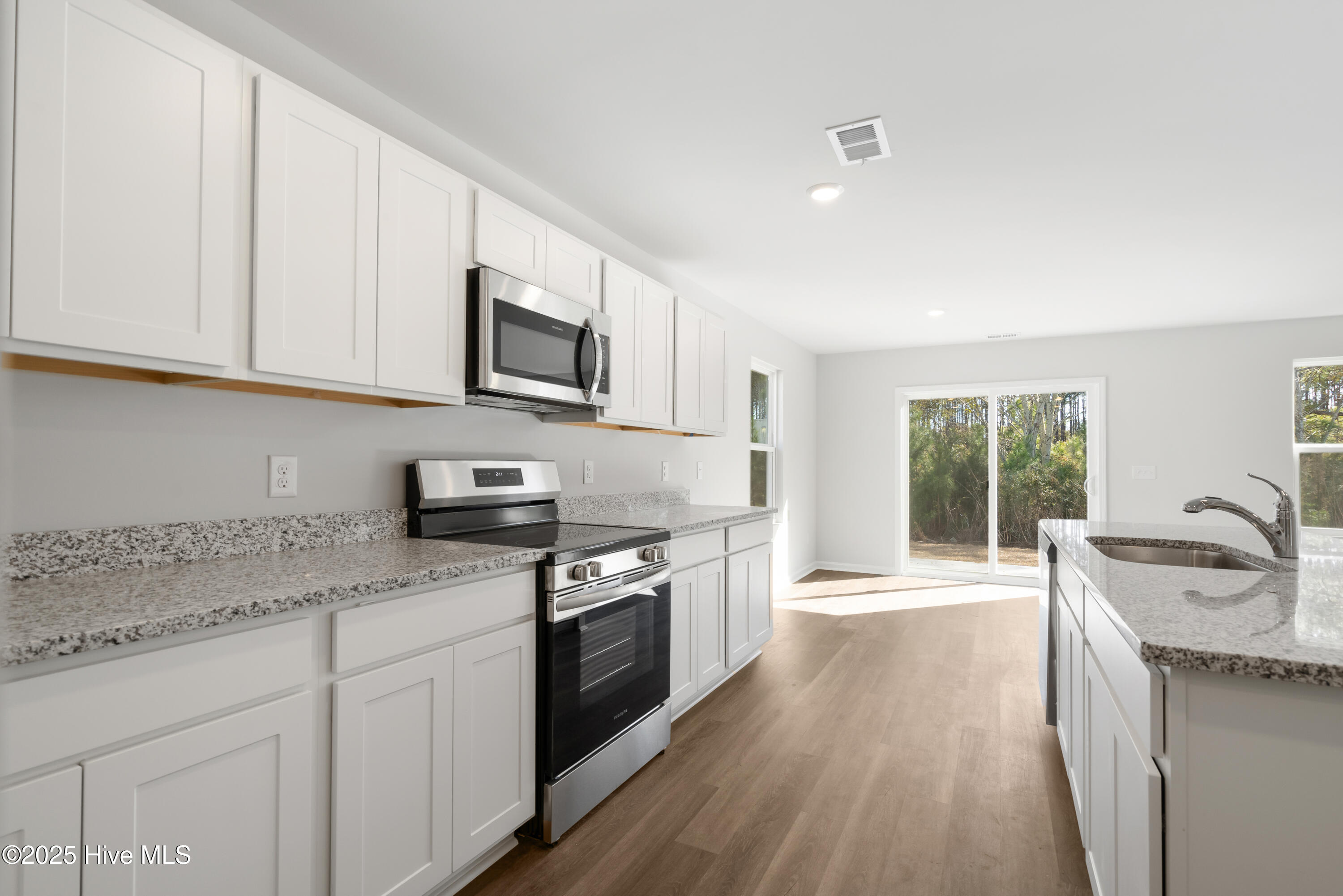 6926 Seaside Palms Place Property Photo 23