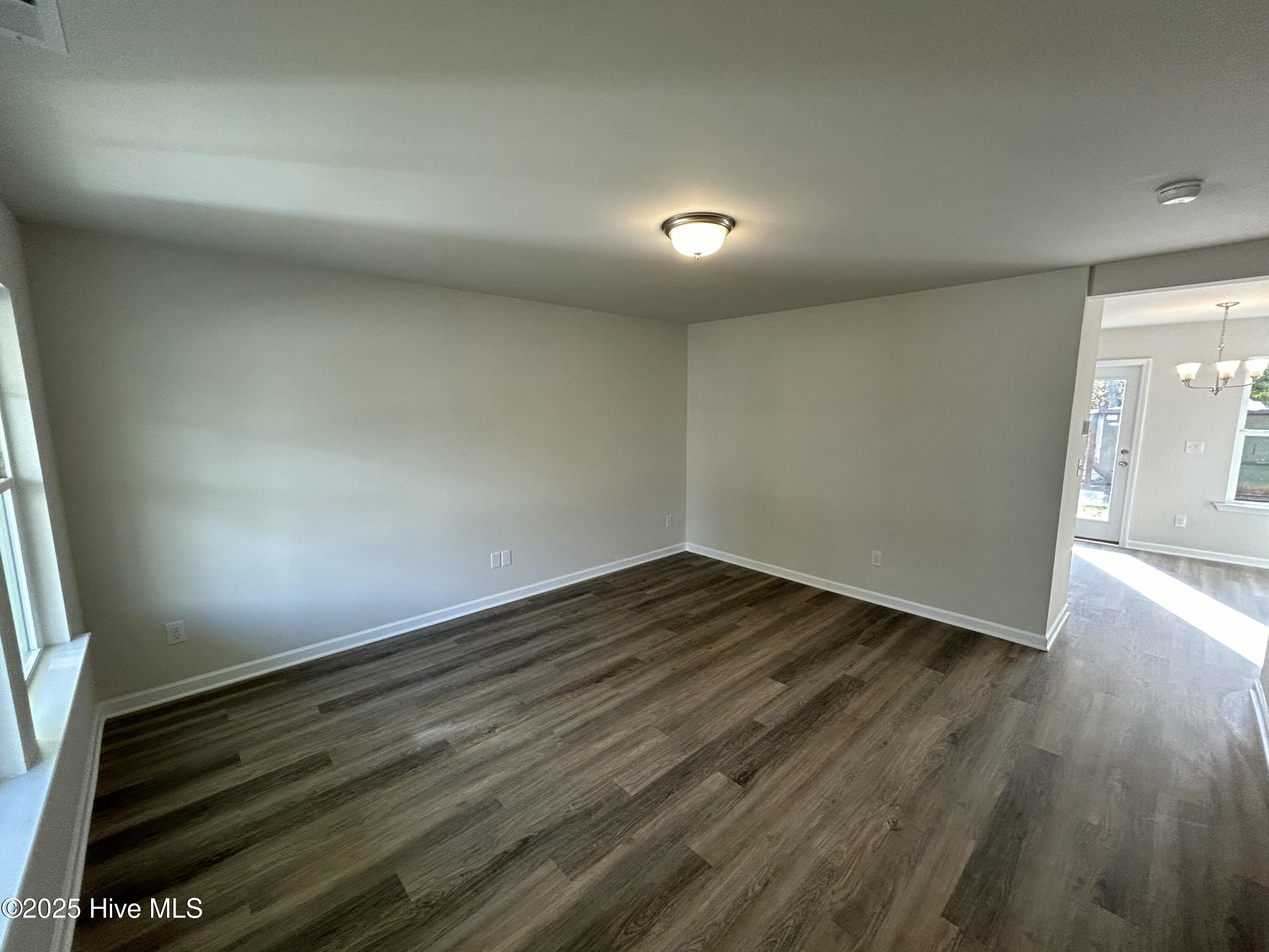 201 Sw Railroad Street Property Photo 2