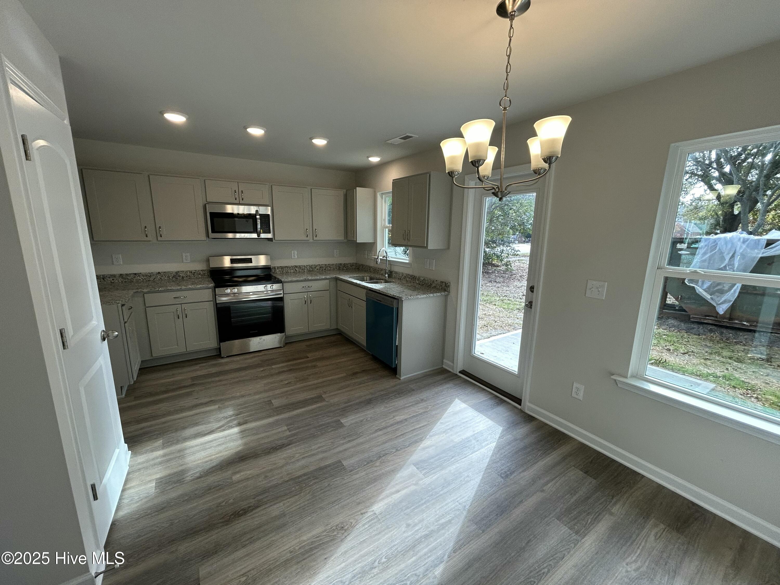 201 Sw Railroad Street Property Photo 6