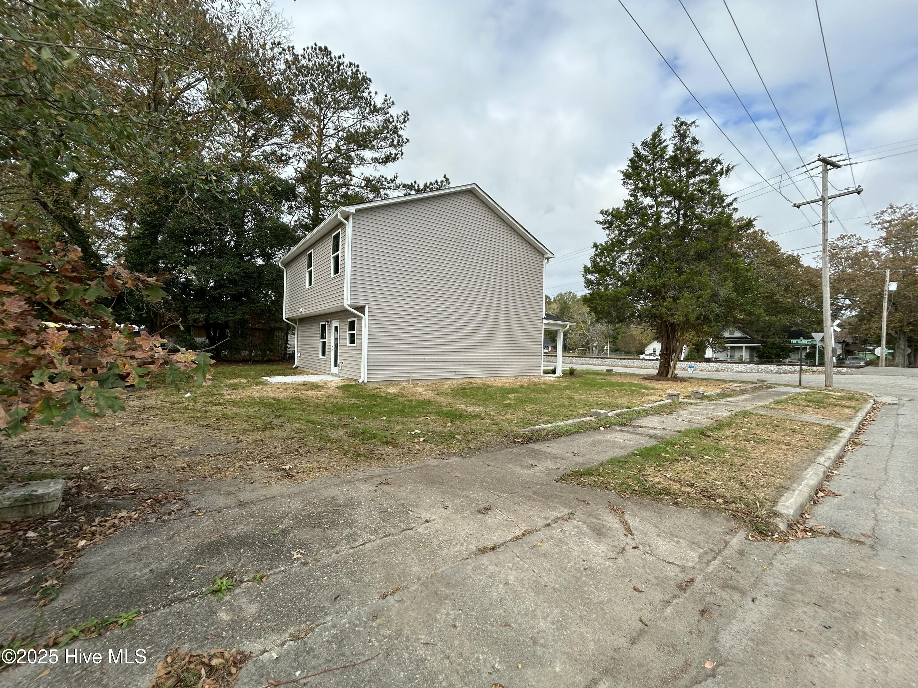 201 Sw Railroad Street Property Photo 27