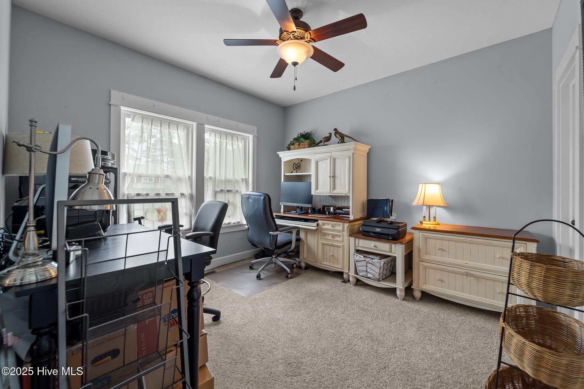 206 Sunrise Crossing Drive Property Photo 8