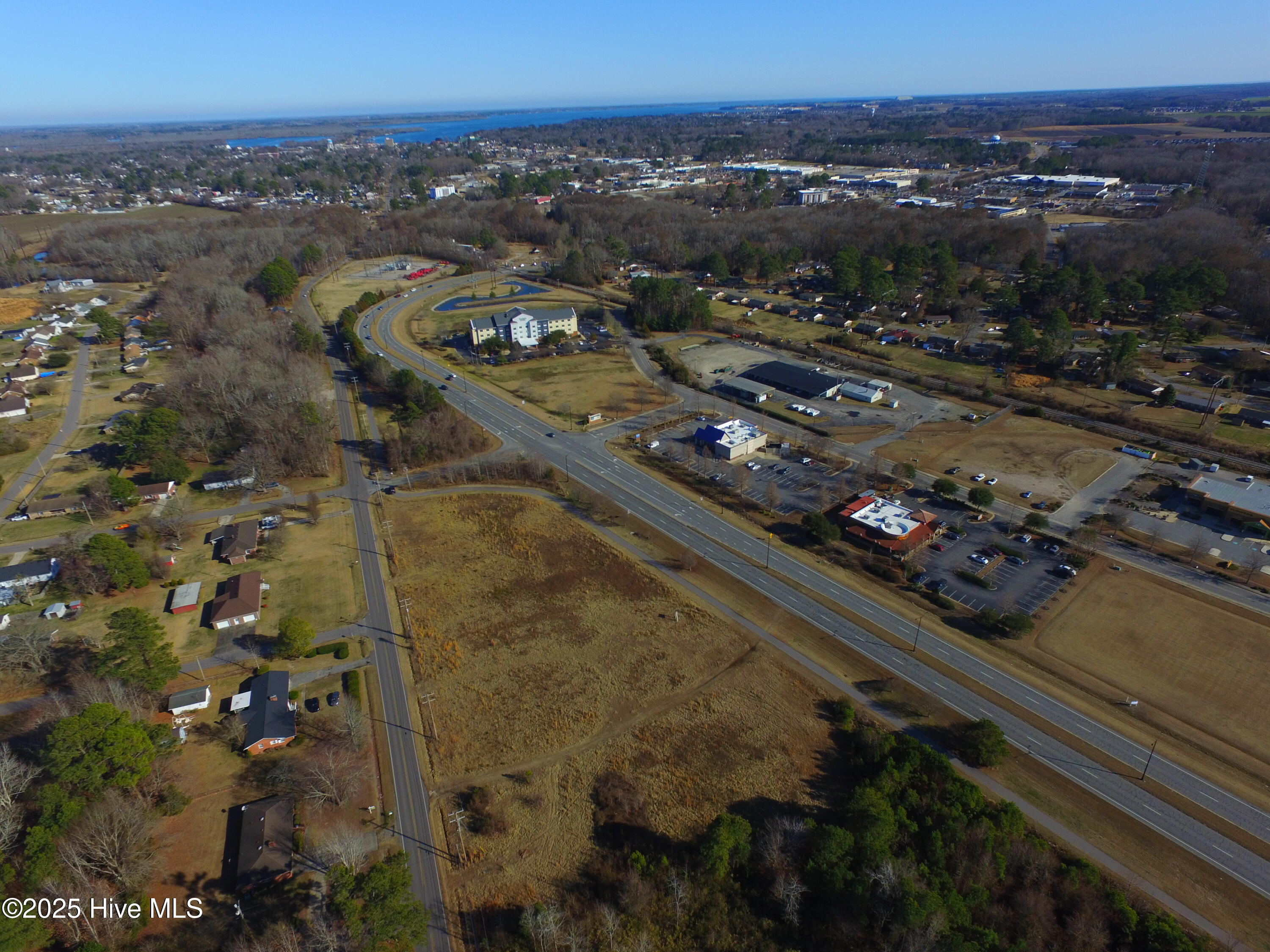 1903 W Church Street Property Photo 7