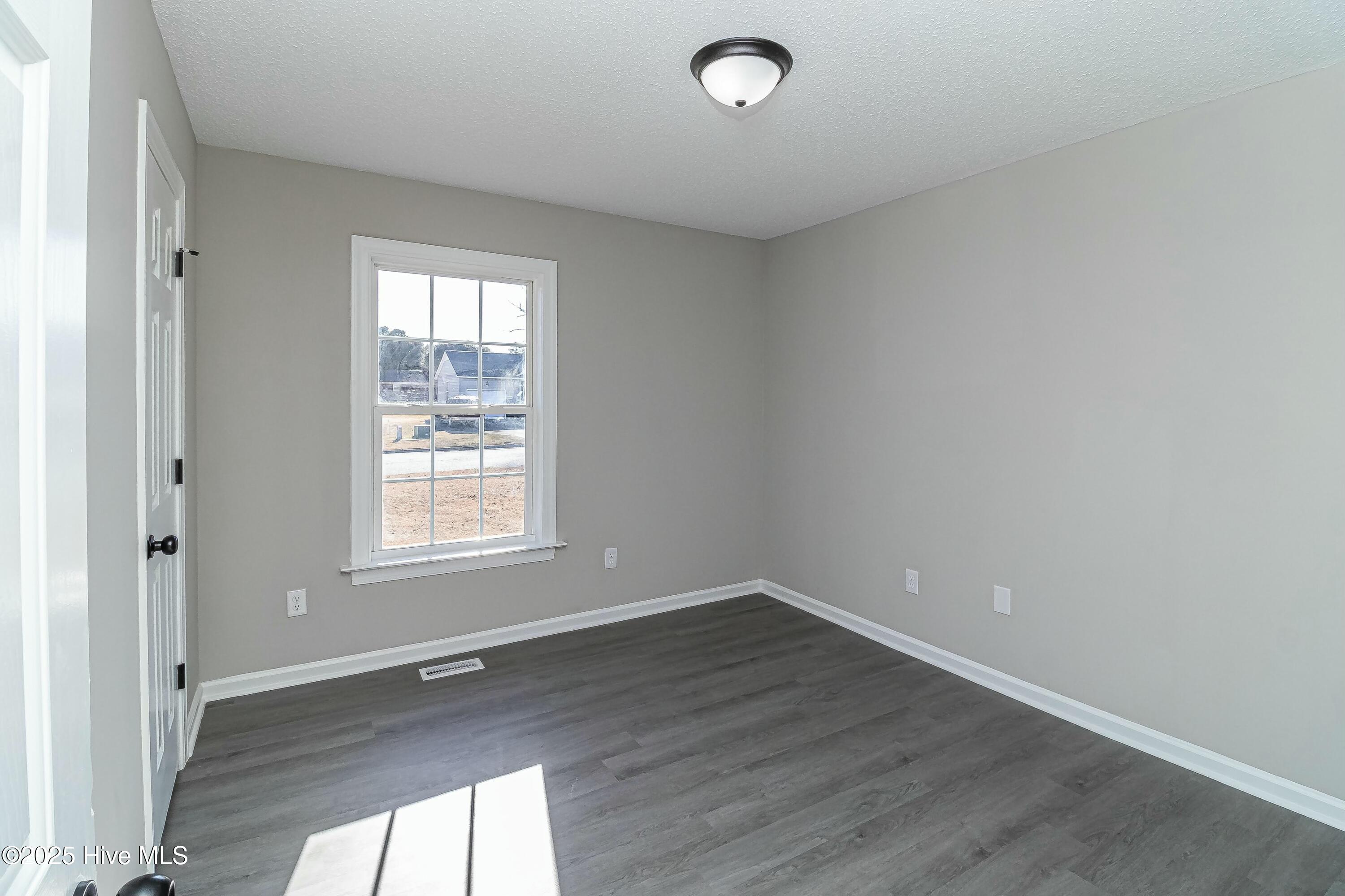 1005 Pamela Drive Property Photo 13