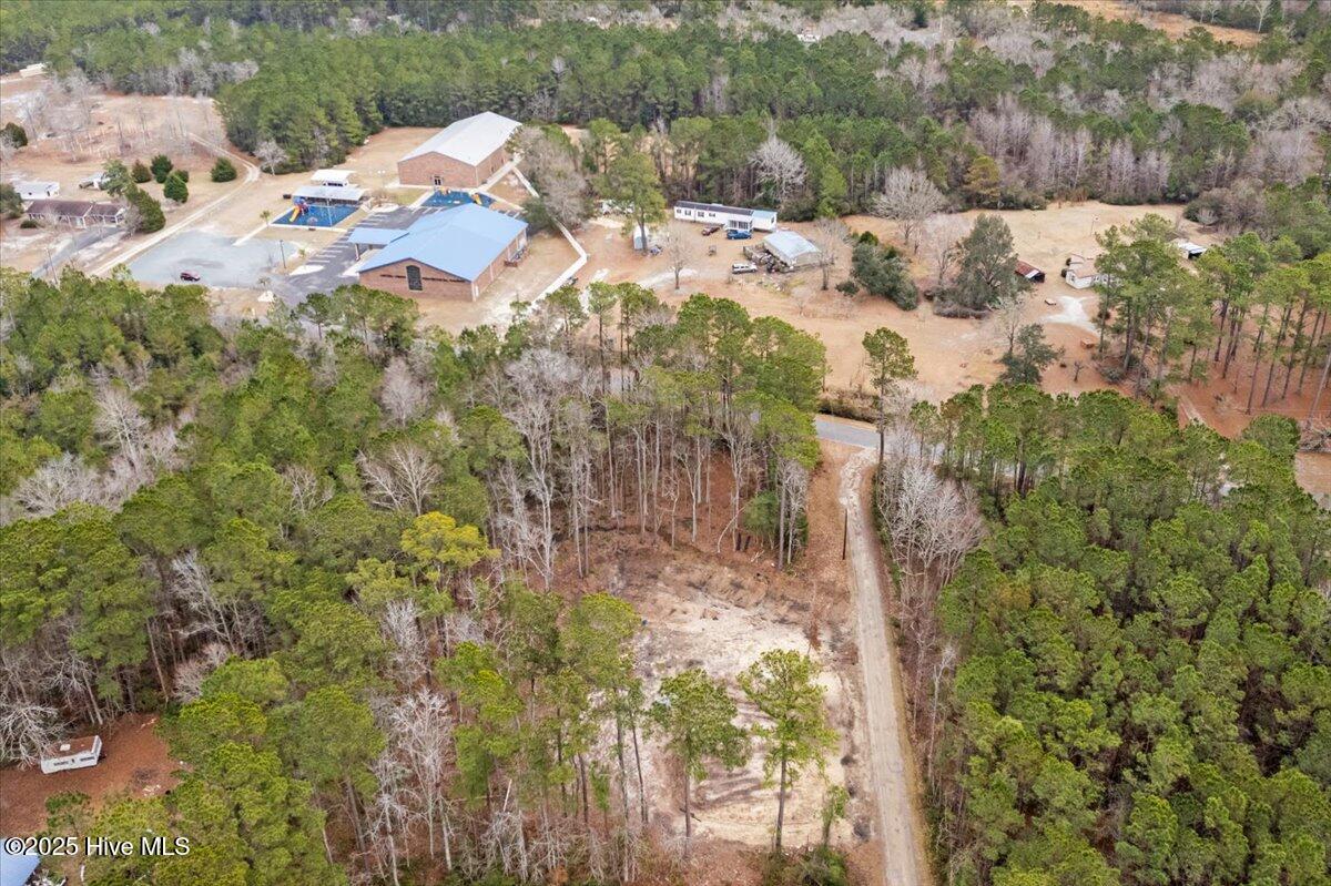 390 Walkinghorse Point Property Photo 2