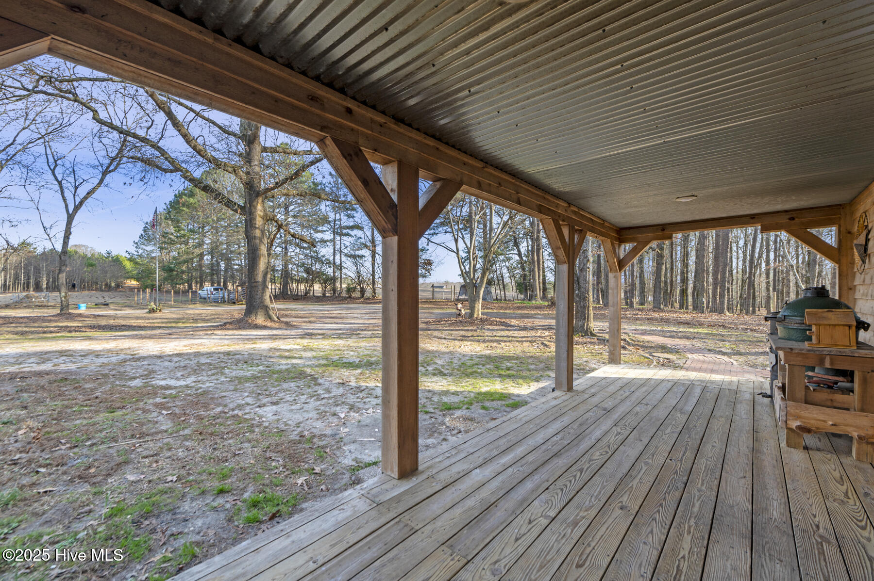 577 Dixon Road Unit D Property Photo 6