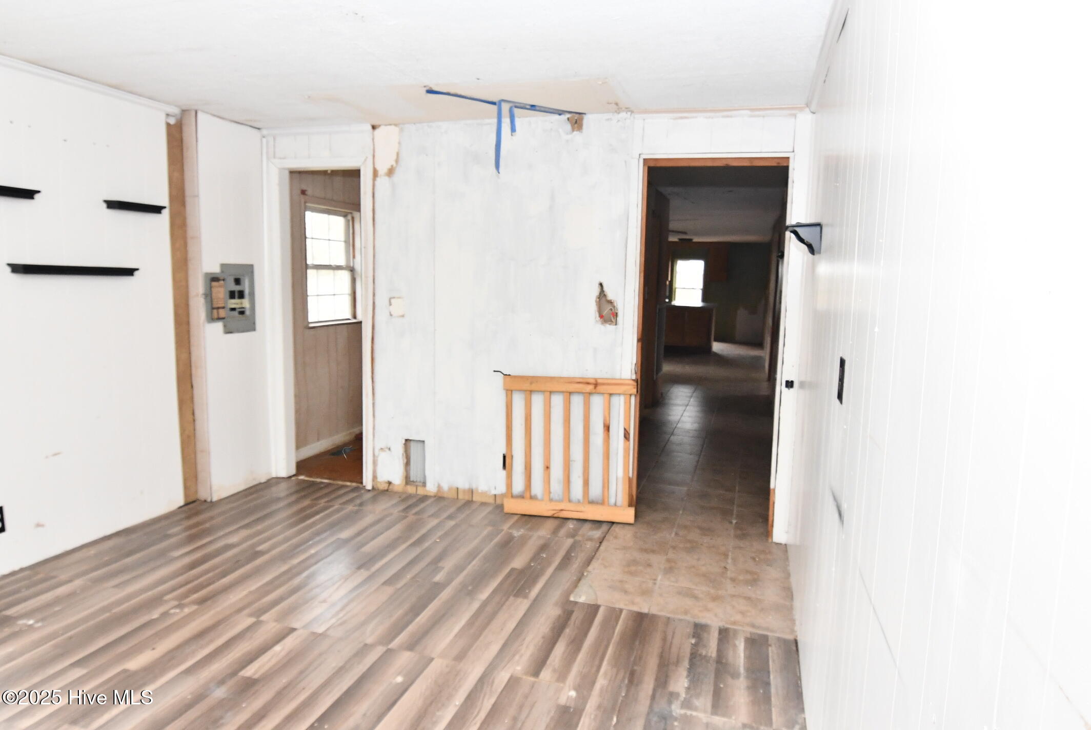 8703 Newland Road Property Photo 11