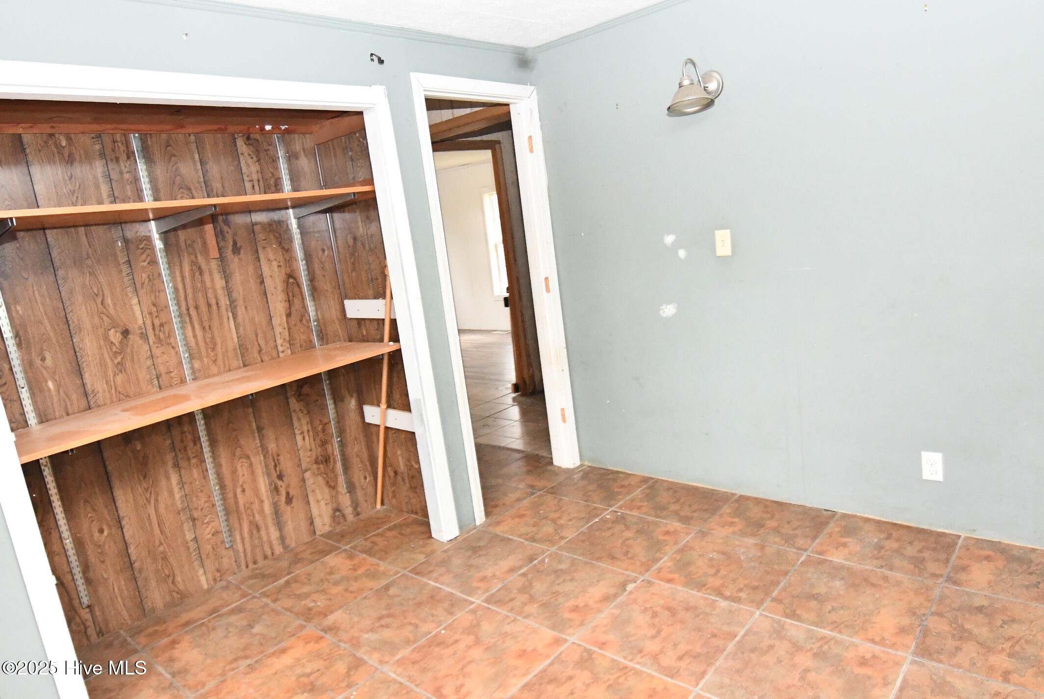 8703 Newland Road Property Photo 15