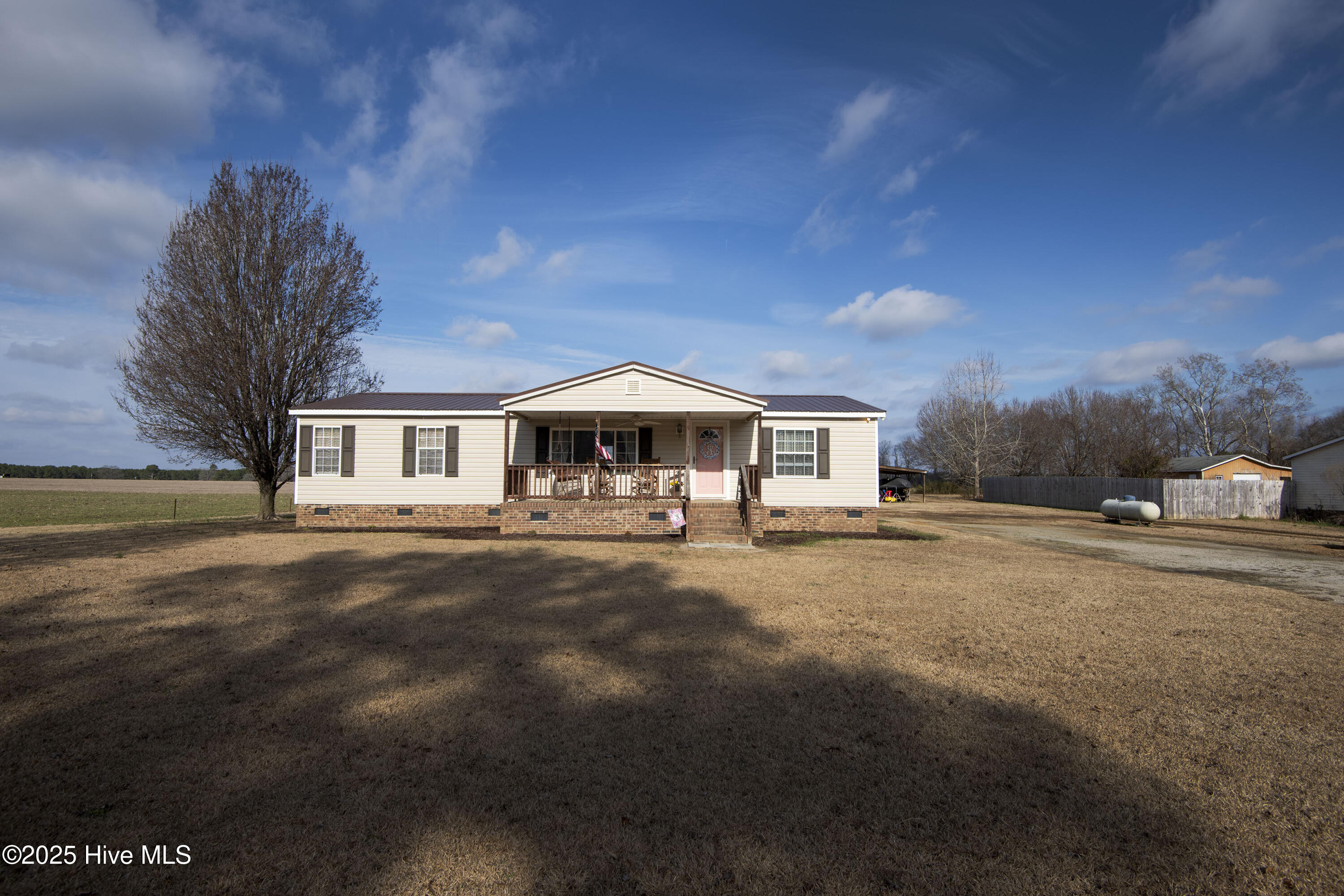 515 Cutchin Farm Road Property Photo 2