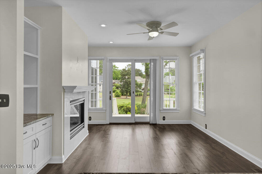 427 Black Diamond Drive Property Photo 18
