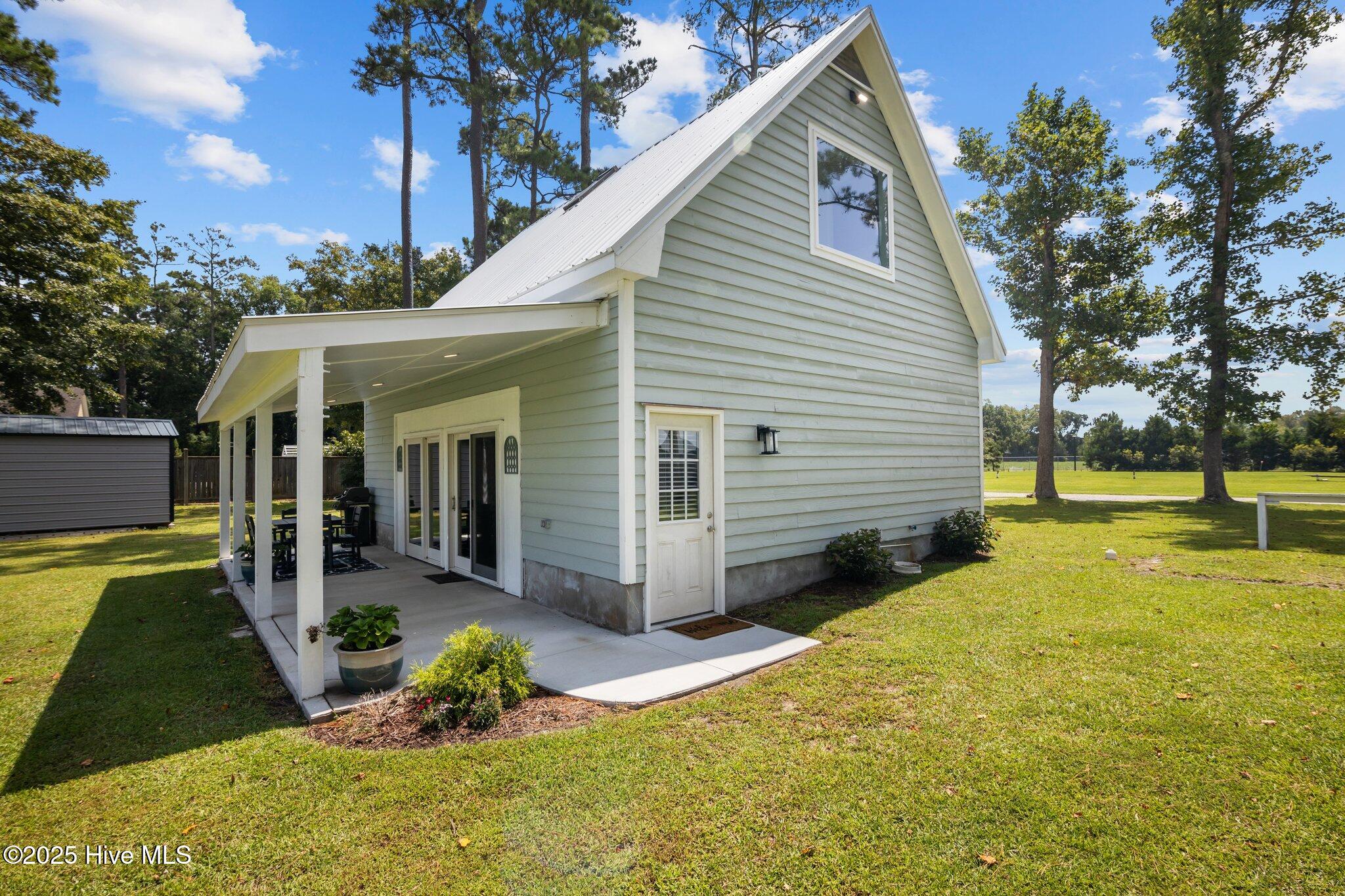 2359 Temples Point Road Property Photo 4